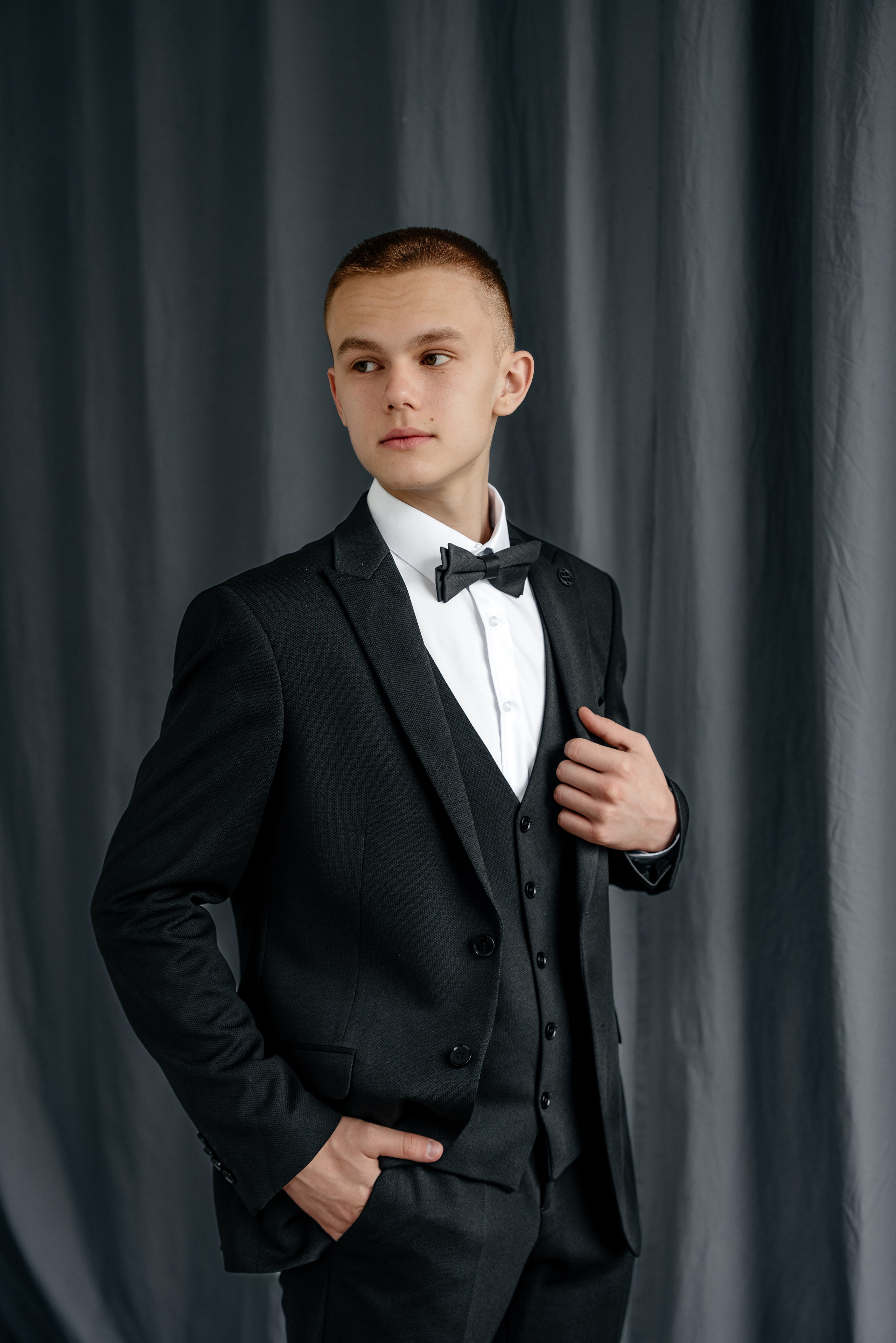 Портреты 9-11 класс — в студии. Выпускные альбомы