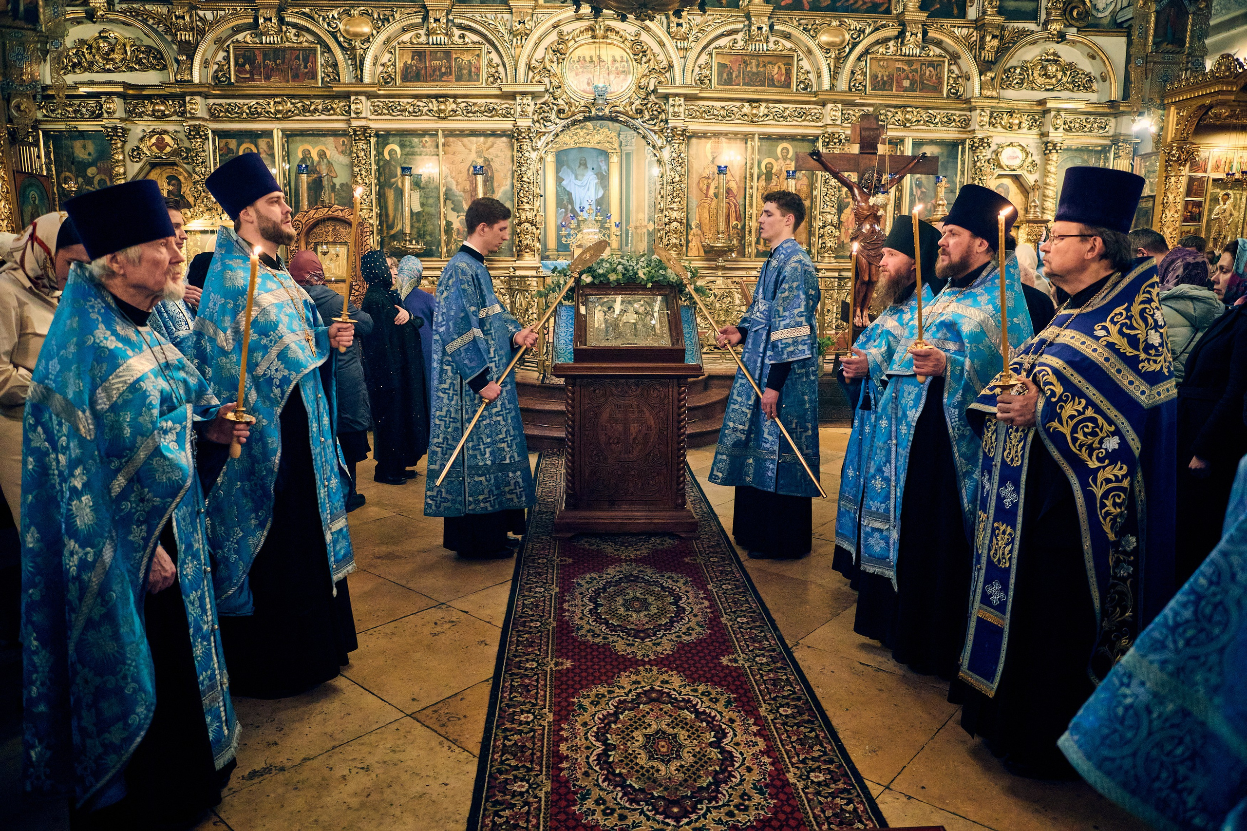 Всенощная на БЛАГОВЕЩЕНИЕ ПРЕСВЯТОЙ БОГОРОДИЦЫ. DMITRY MOISEENKO — фотограф, художник, топ-стилист
