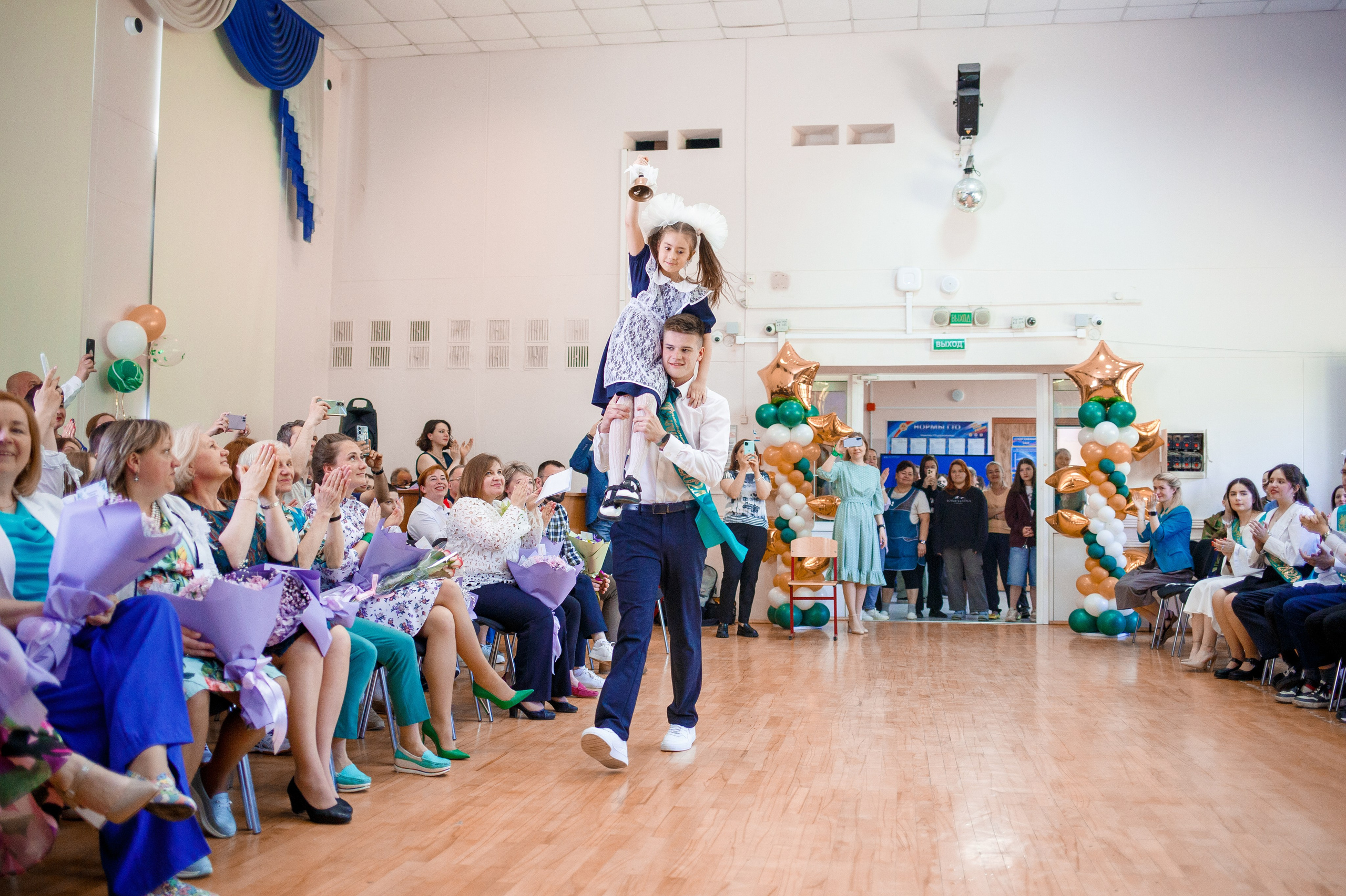 Последний звонок 2024. Репортажный фотограф Борис Геер