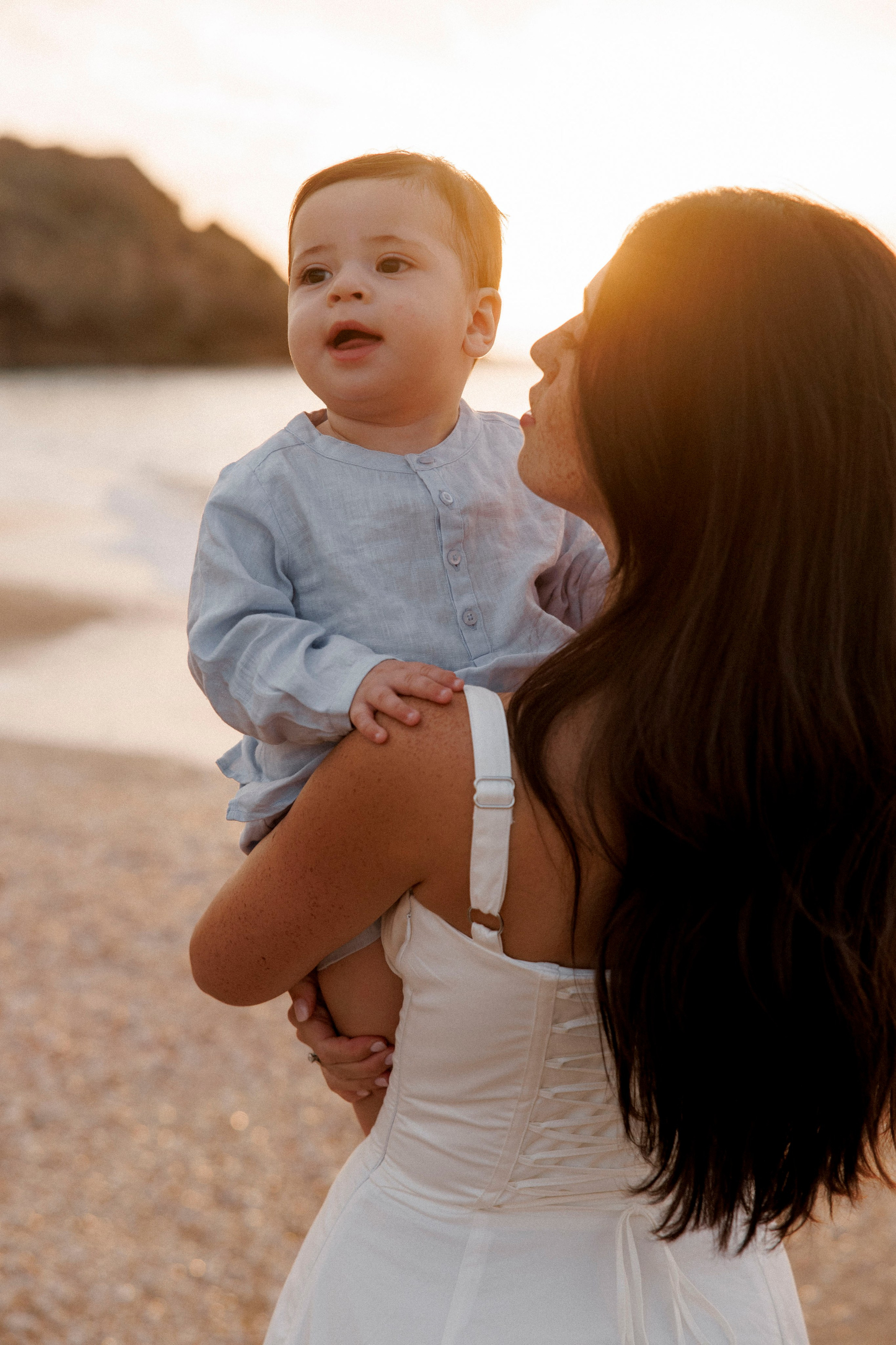 First year family photos near the sea. Главная
