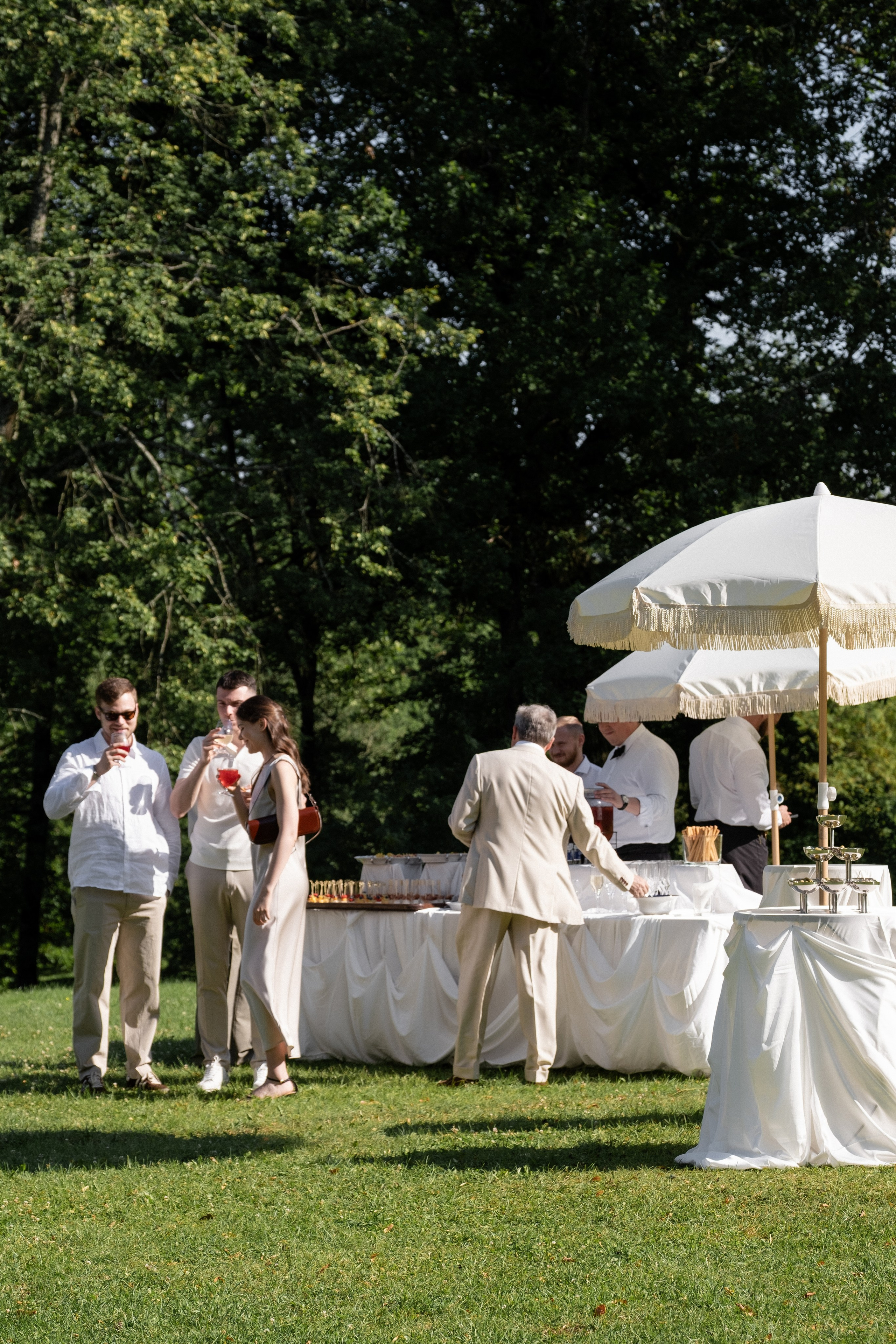 Счастливые часов не наблюдают. Свадебный и семейный фотограф в Санкт-Петербурге