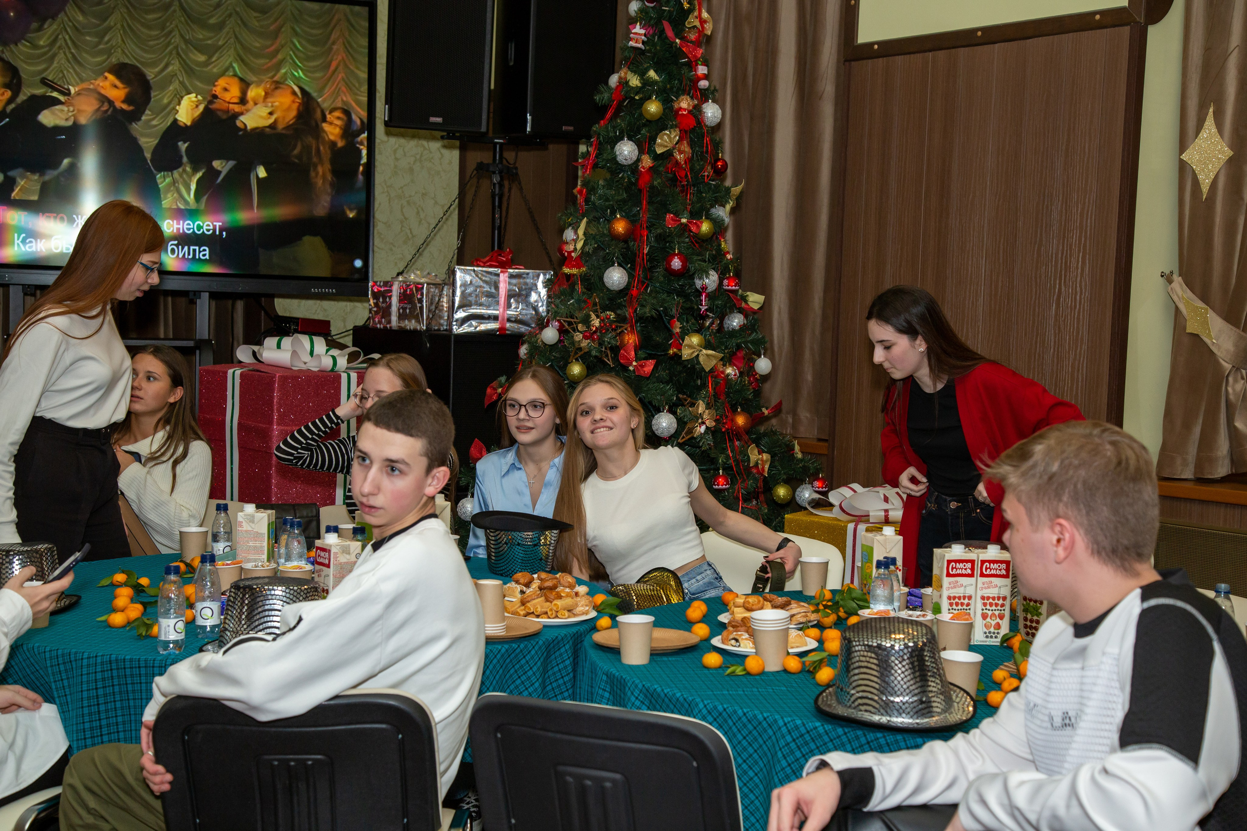 Репортажная съёмка для Домисольки на новый год. «Студия DRONAVT`s» — видеосъёмка и фотография г. Москва