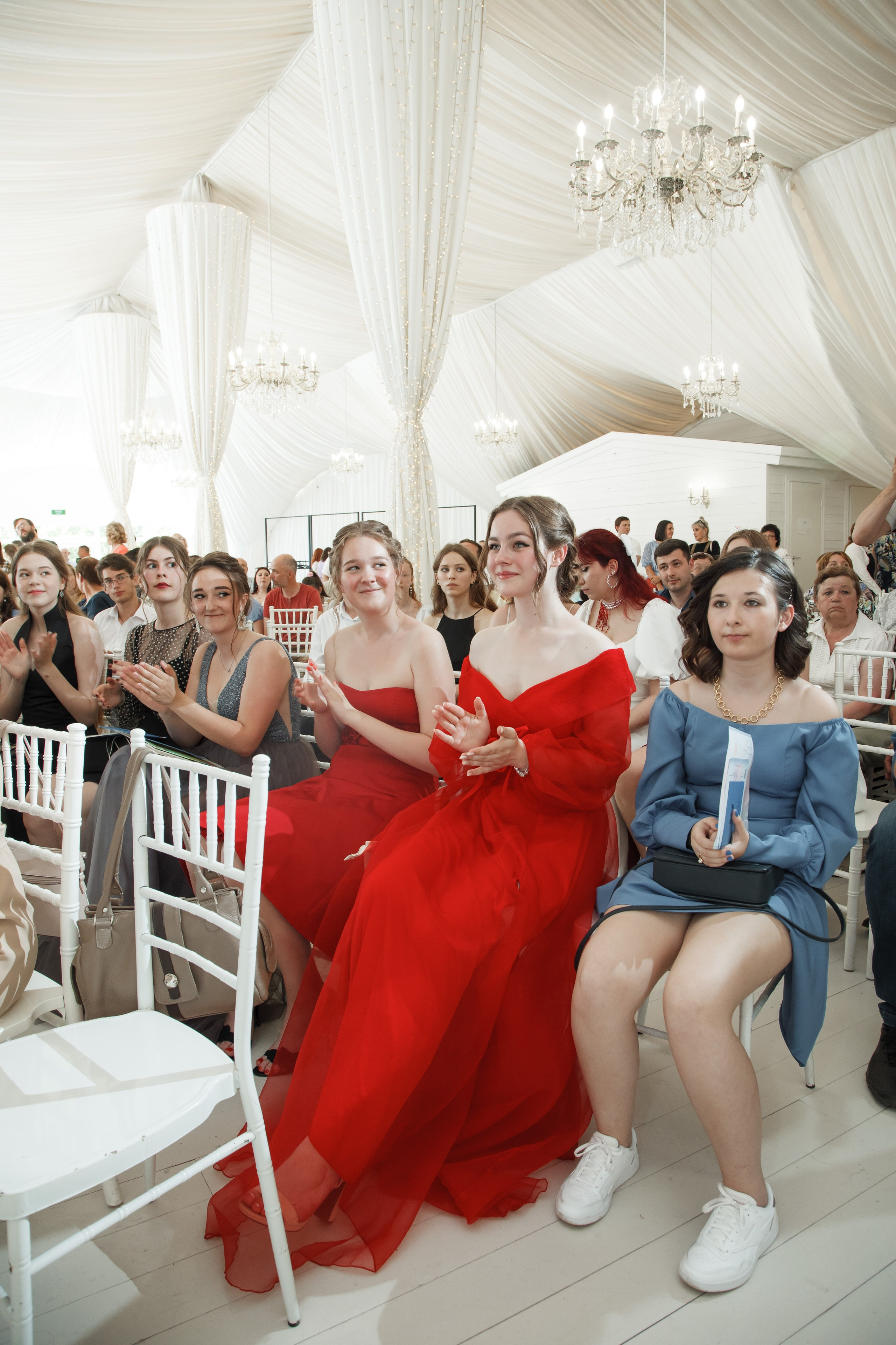 Выпускной, шатер в усадьбе «Гребнево». Свадебный и репортажный фотограф (Москва, Королев и другие)
