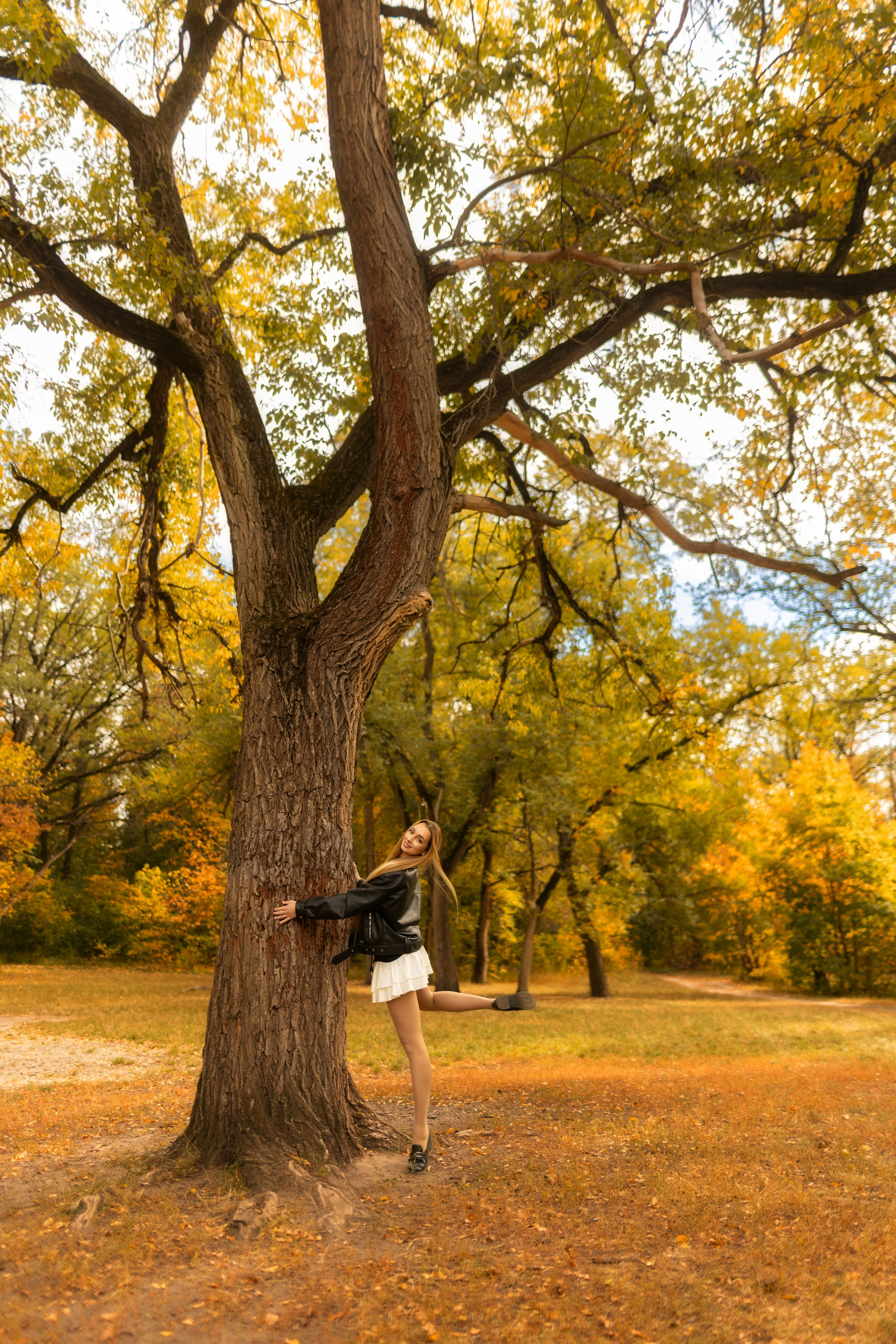 Осенний фотосет с Полиной в парке в формате «Я красивая». Дмитрий Шульгин, портретный фотограф в Воронеже