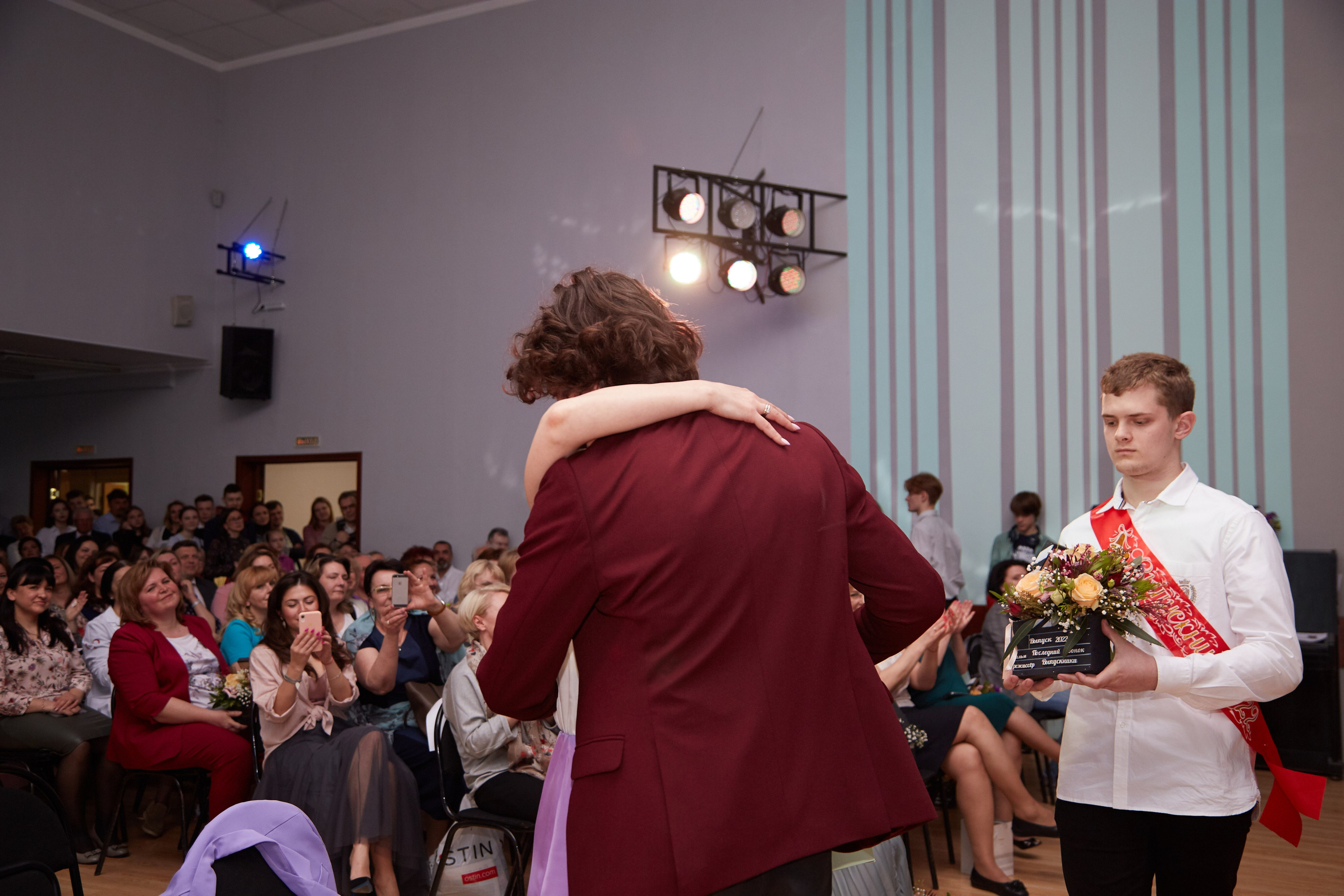 Последний звонок. Фотограф Савченко Люба. Москва