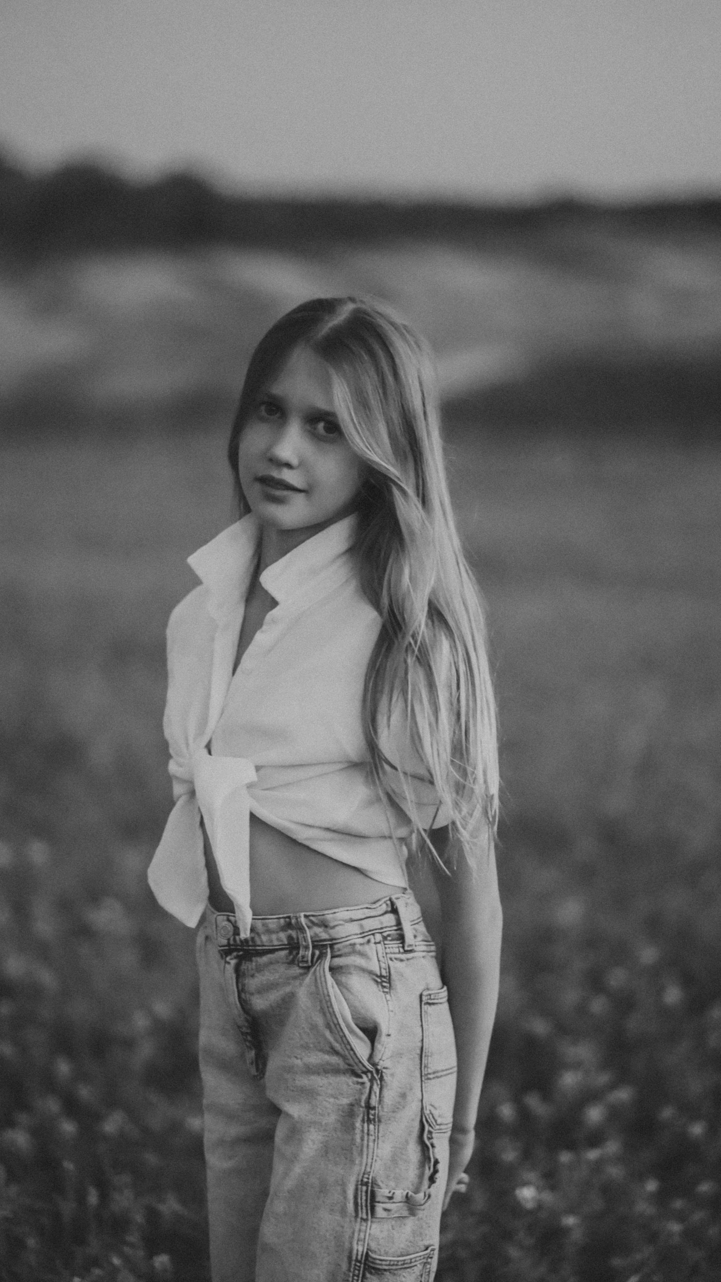 Bluebonnet photo sessions | Stunning Texas wildflower portraits | Anny Smirnova