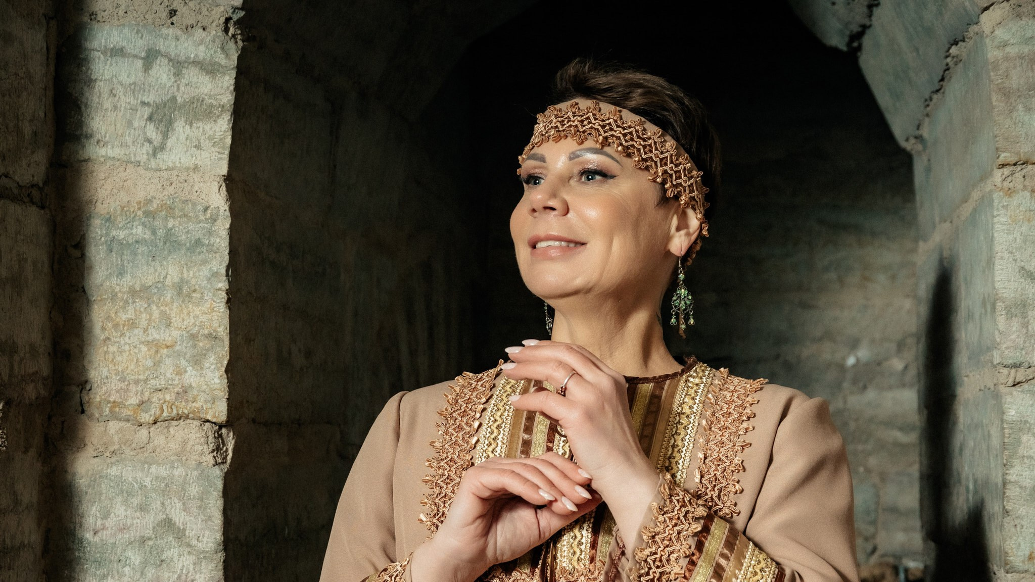 Светлана и её друзья, фотосет в Старой Ладоге. Свадебный и семейный фотограф в г. Волхов Алексей Кочерыжкин