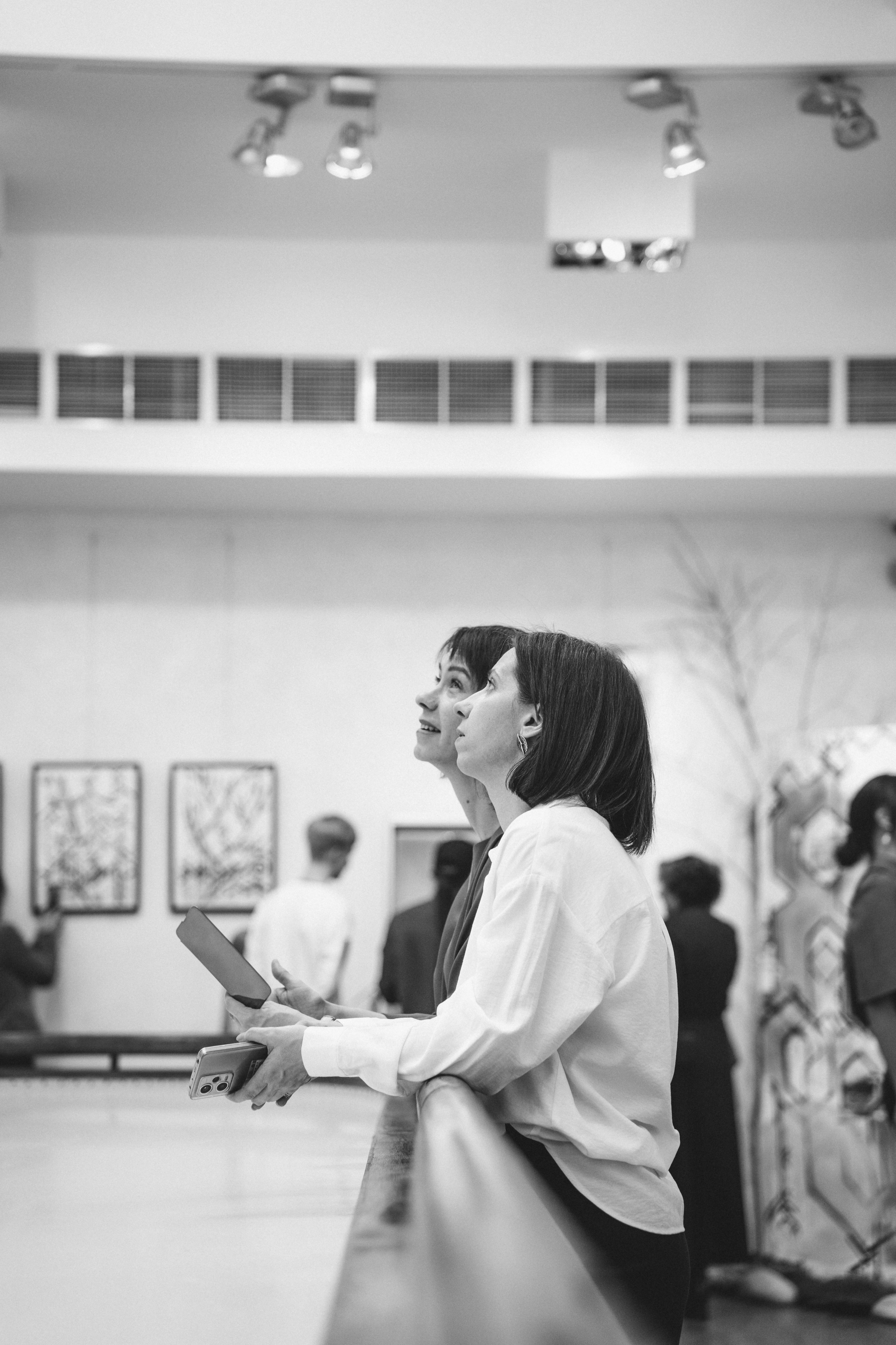 Открытие выставочного проекта «Я + Искусство = ЮГРА». Лайфстайл фотограф в Ханты-Мансийске Мария Шишкина