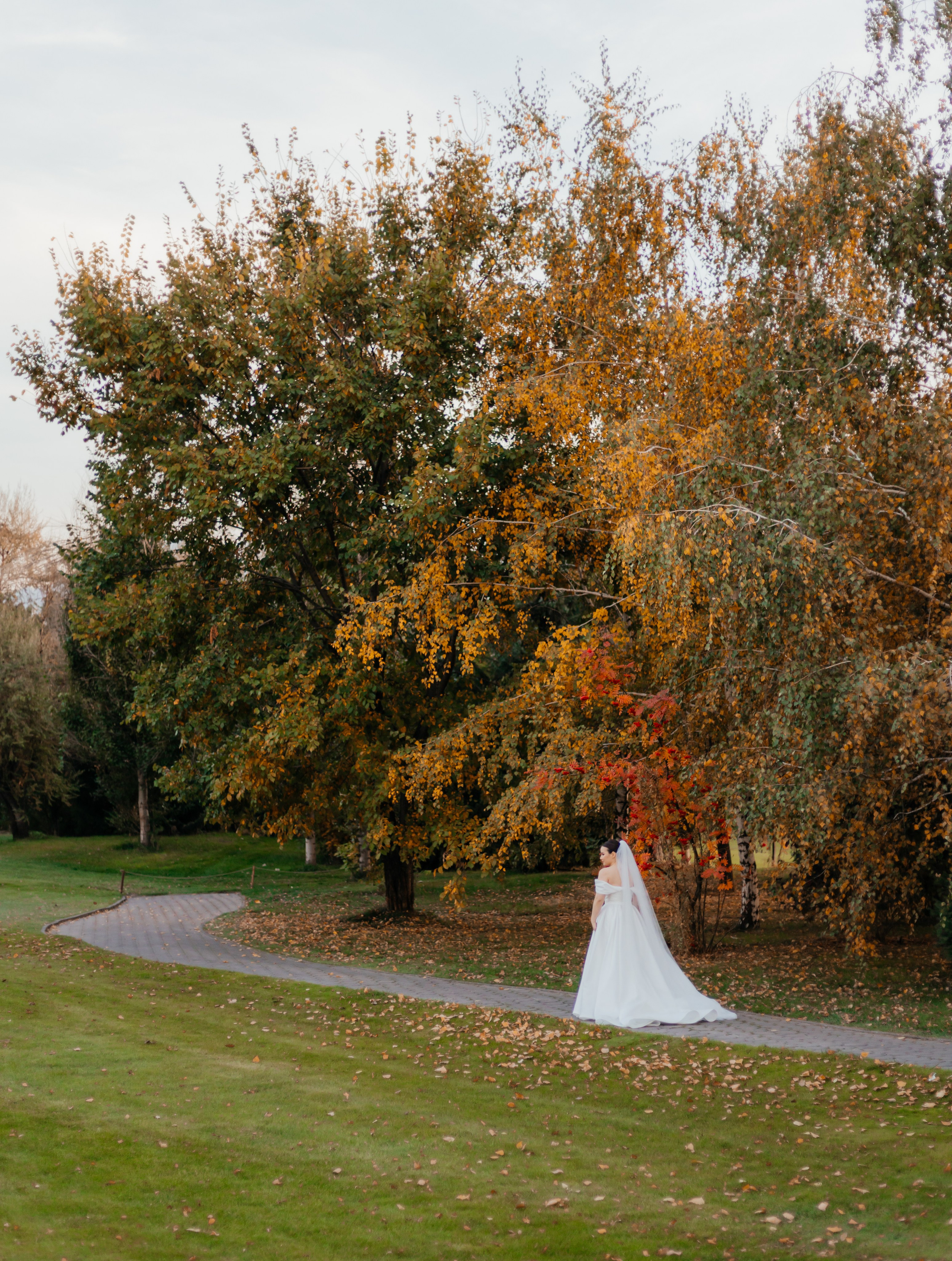 ASKHAT & PERIZAT. Wedding and Fashion photographer