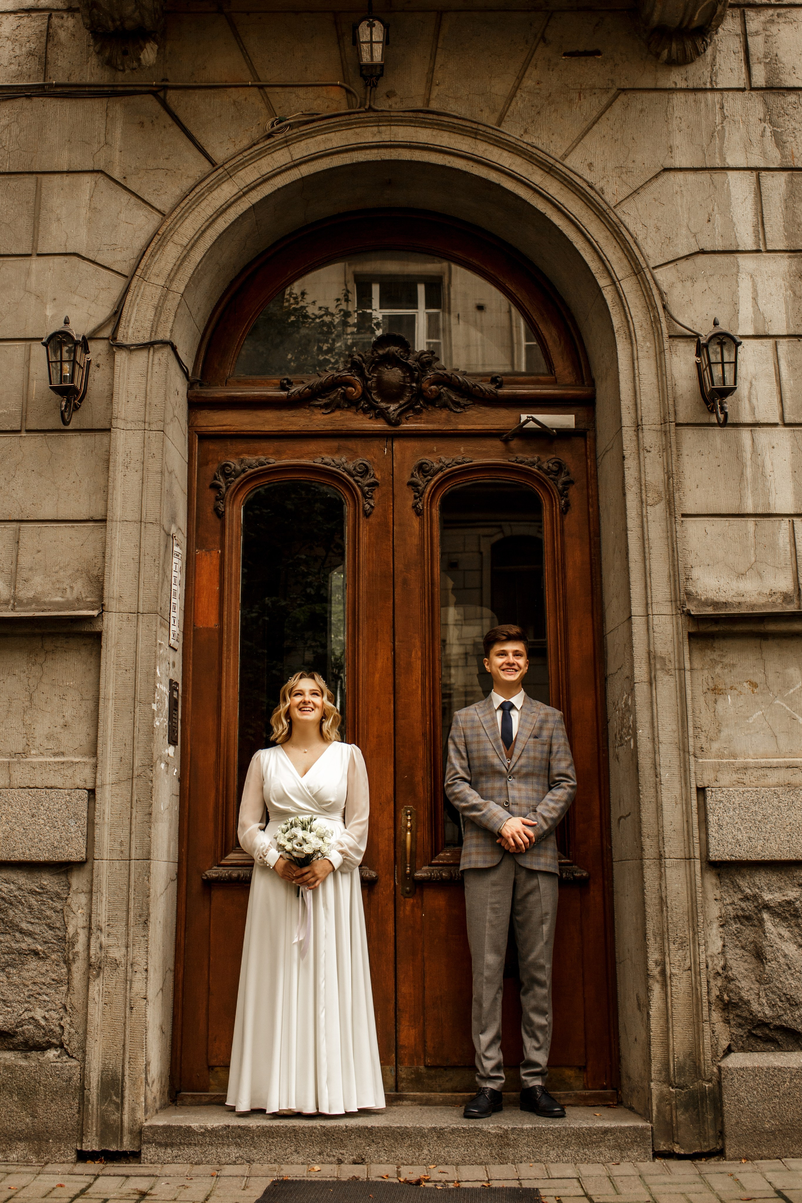 Татьяна и Евгений. Золотая осень на Петроградской стороне и в Пушкине. Свадебный фотограф Кирилл Белый