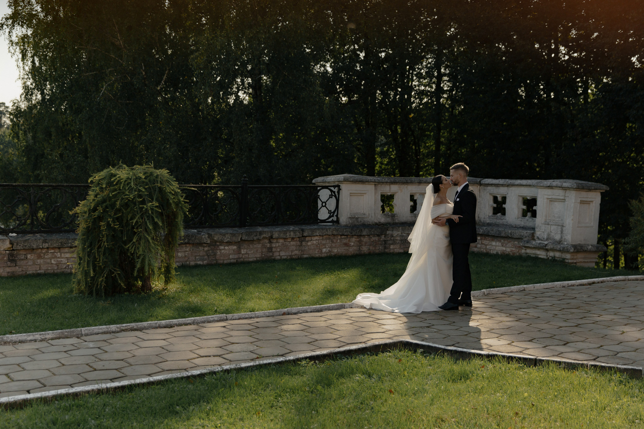 31.08.2024. RETOUCH-HOUSE