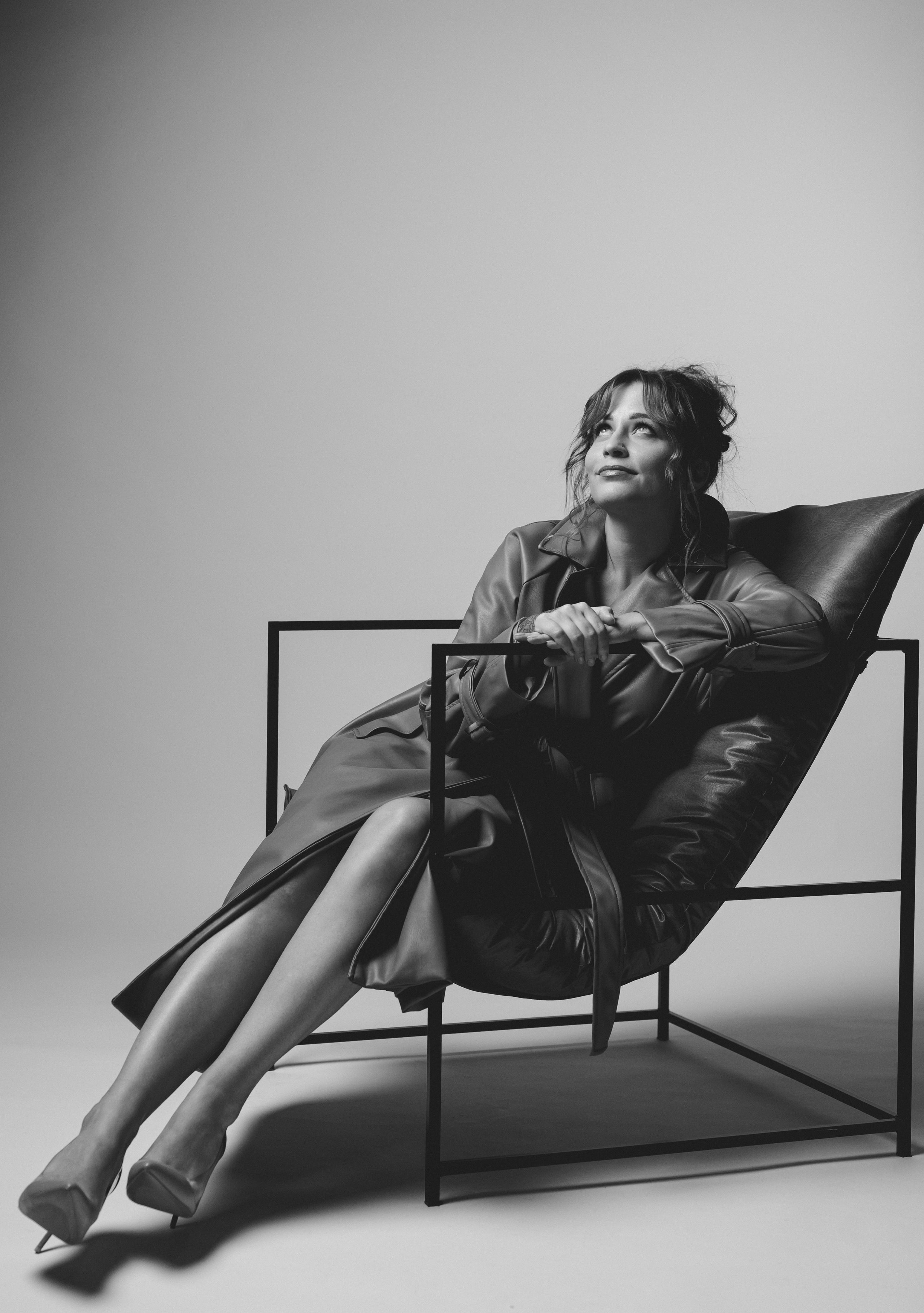 Стиль монохром. Фотограф Регина Барская, Калуга