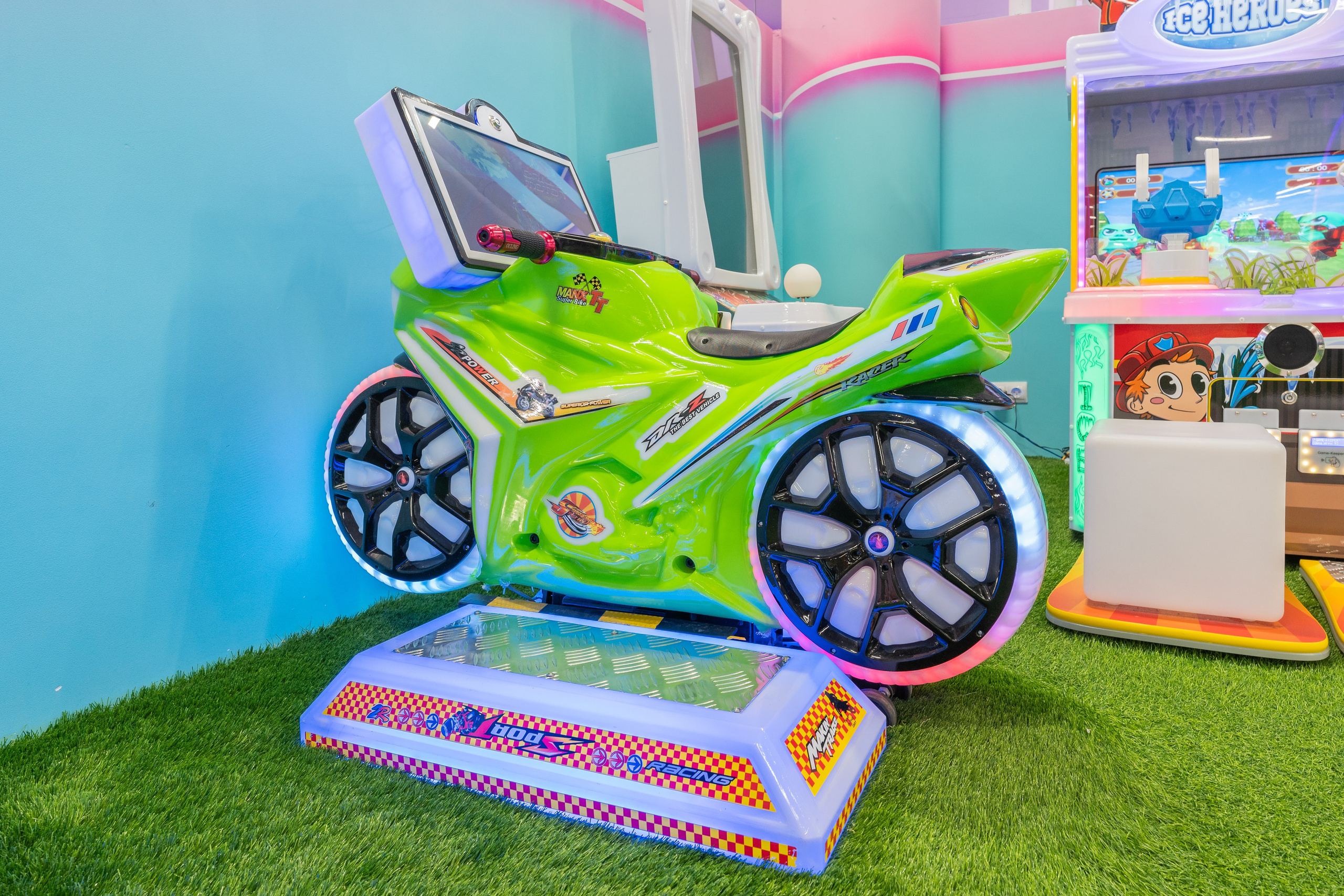 Парк развлечений Joki Joya Лефортово. Интерьерный фотограф Александра Солдатова