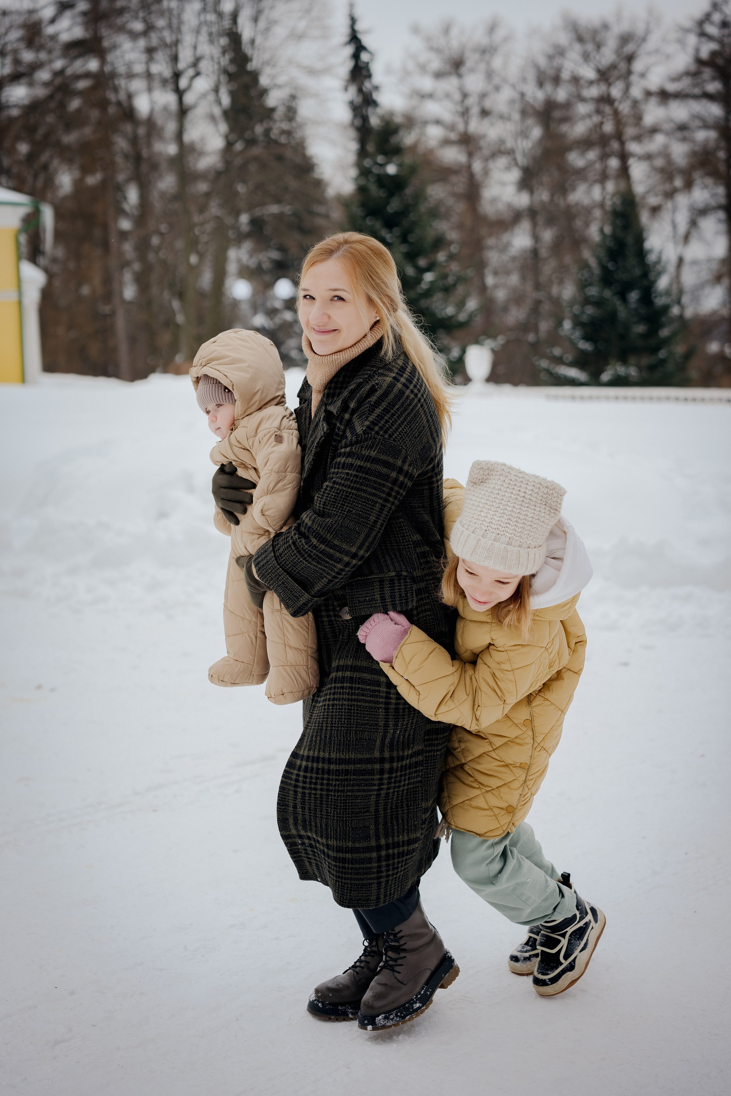 Катерина и дочери. Портретный и семейный фотограф в Москве/Видное