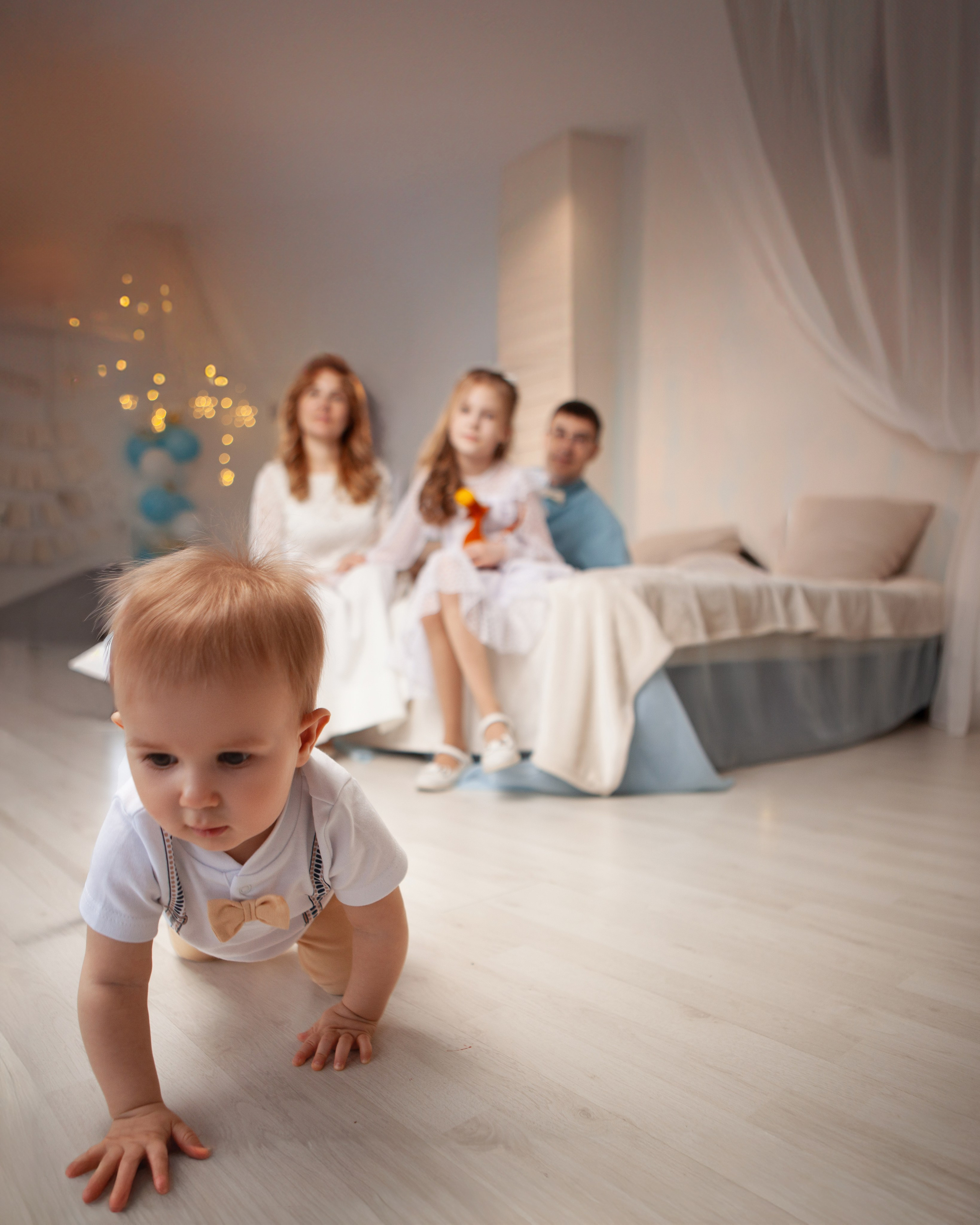 Семейная студийная фотосессия. Фотограф Ставрополь Пятигорск Елизавета Дарина