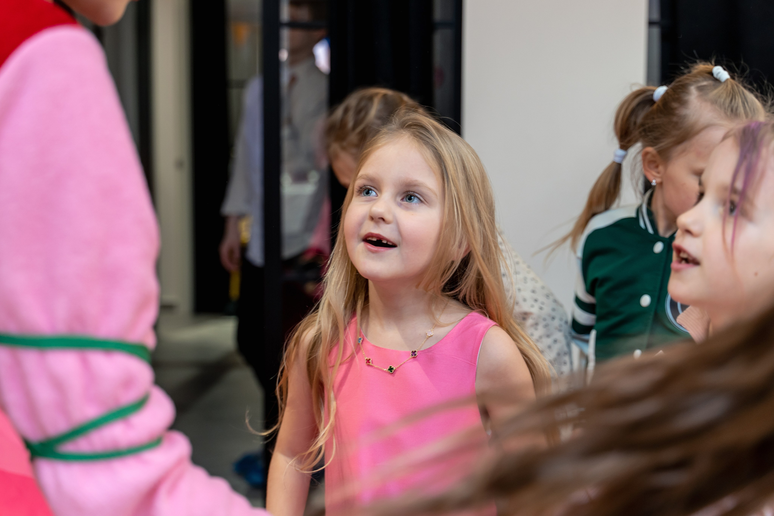 Фотограф на детский день рождения Москва. Фотограф \ Видеограф на Крещение, Венчание Москва| Семейные съемки