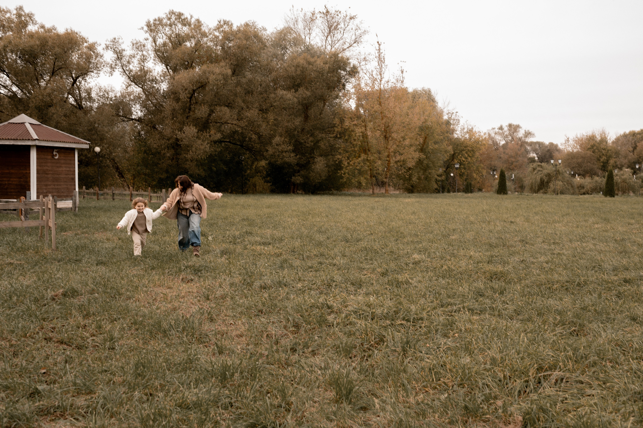 Настя и Васса. Свадебный и семейный фотограф в Серпухове Александра Дерюшева
