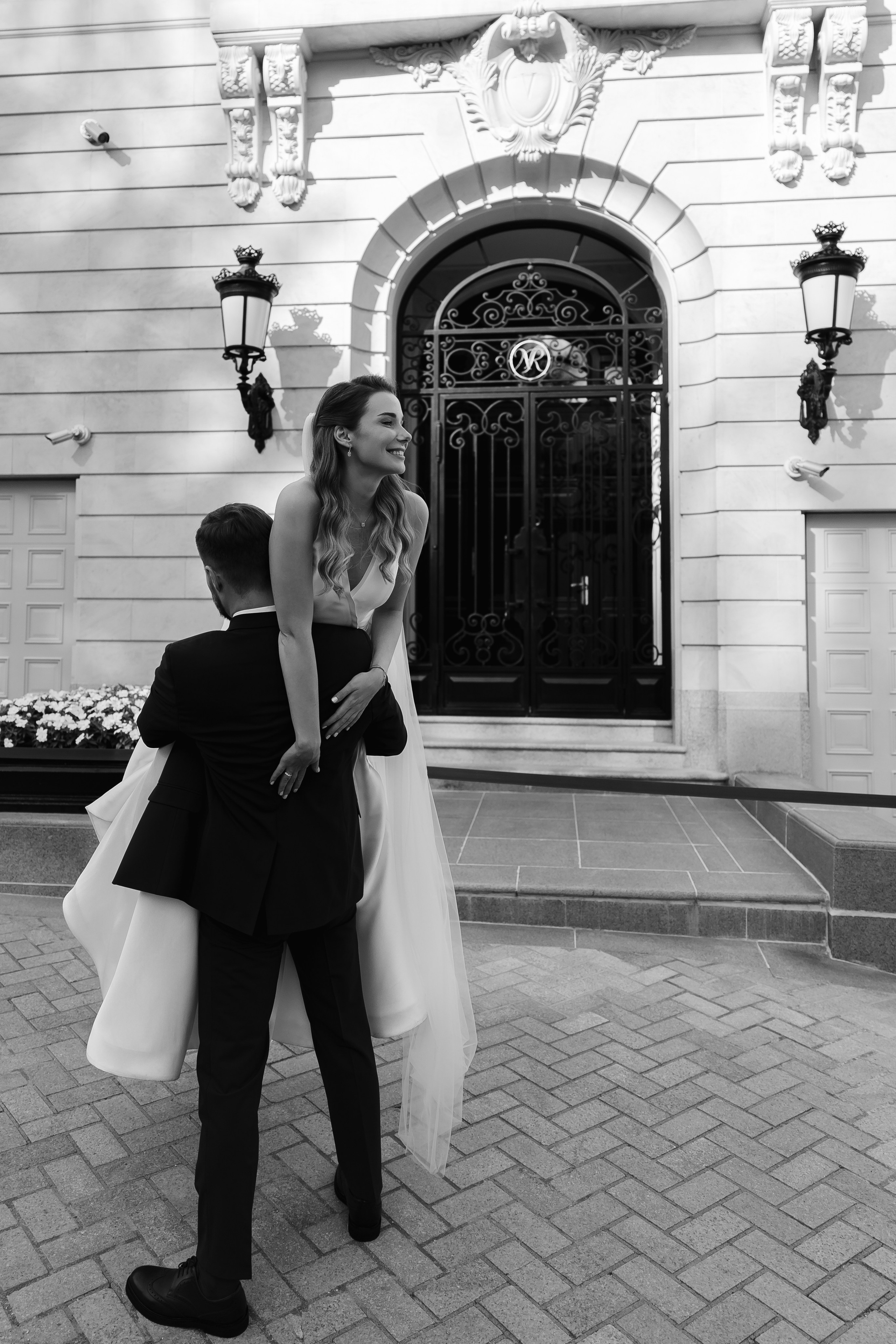 10.08.2024. RETOUCH-HOUSE