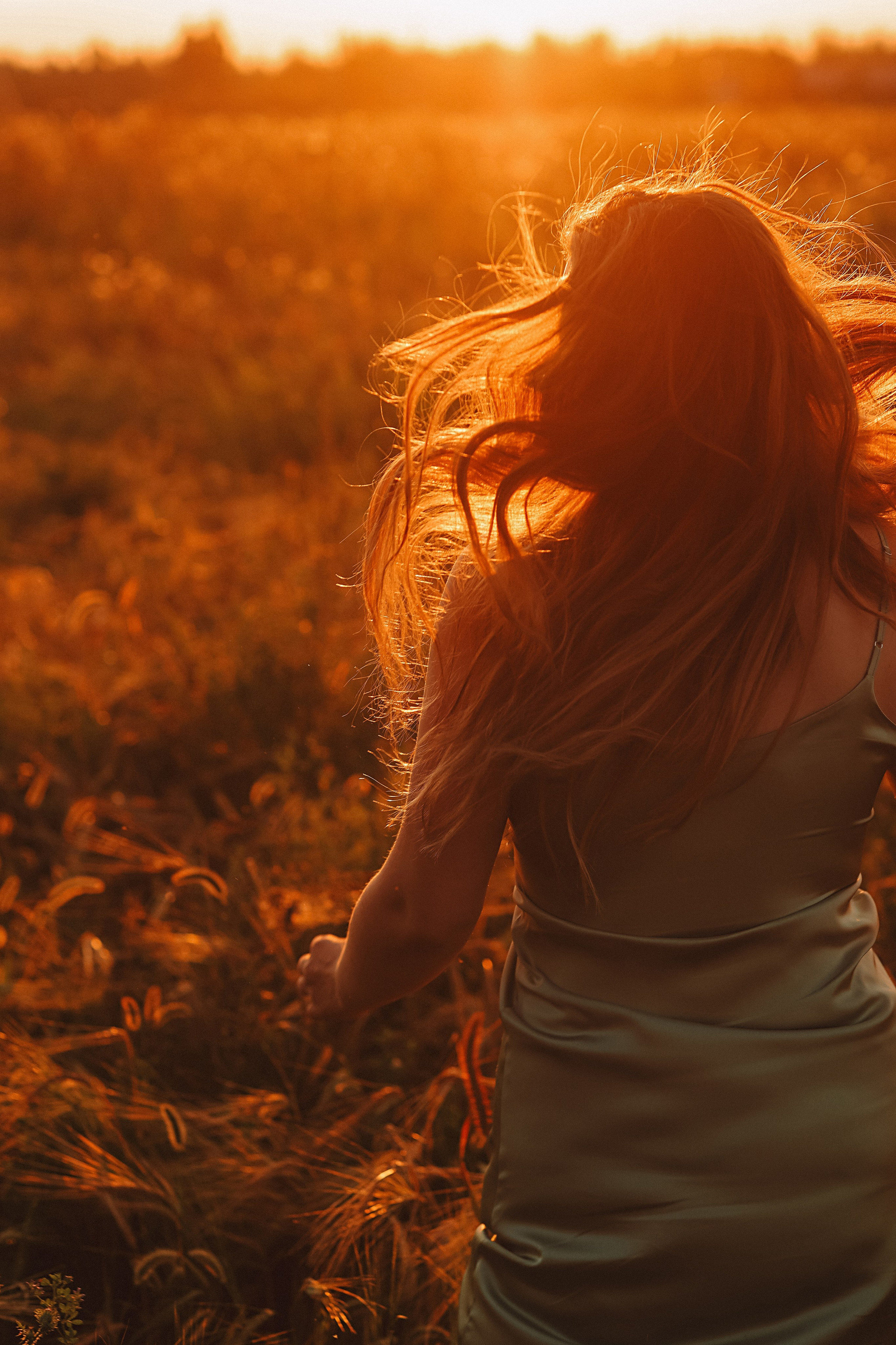 Закатное поле семейная. Семейный фотограф Тюмень, фотограф на роды Салмина Мария