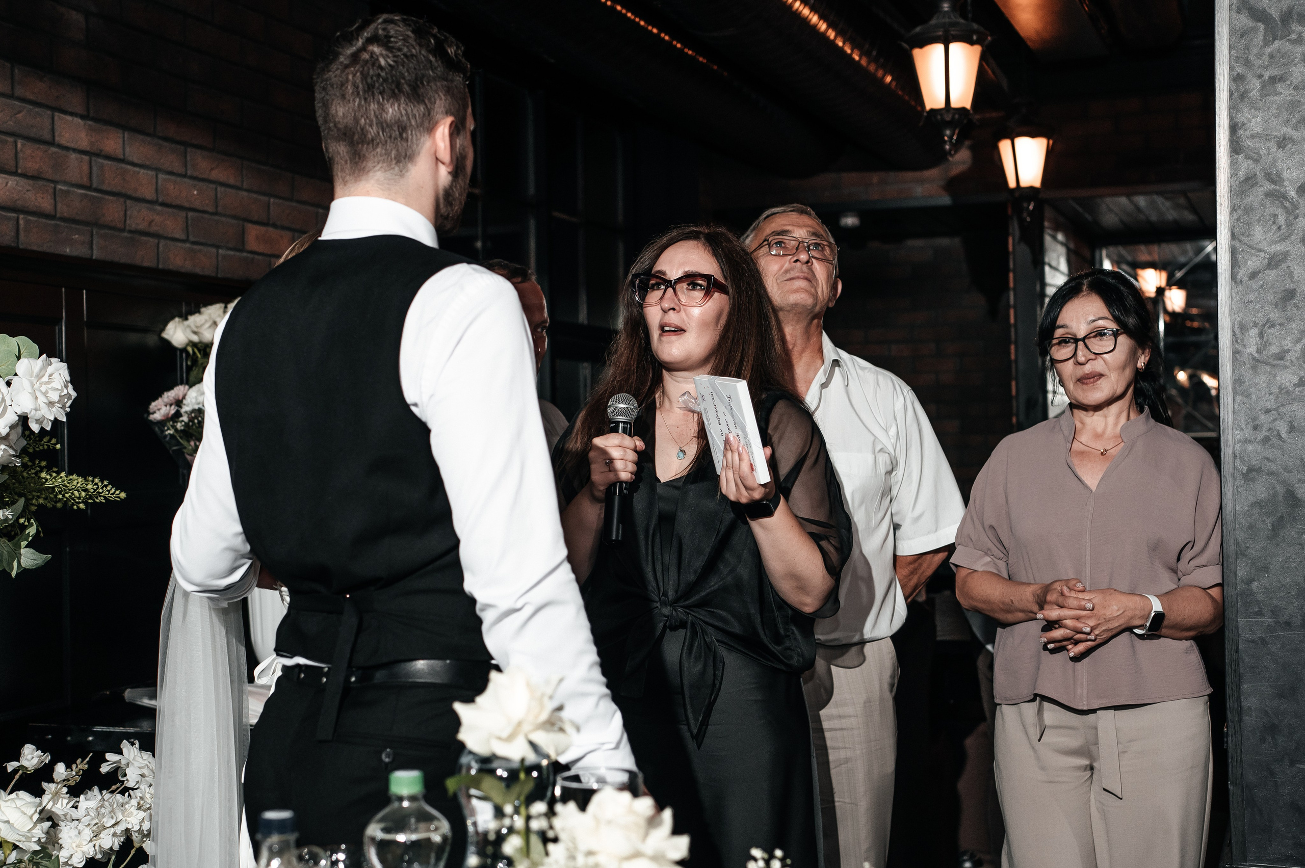 Даниил и Валерия. Черная утка. Полный день. Фотограф Екатерина Бочарникова