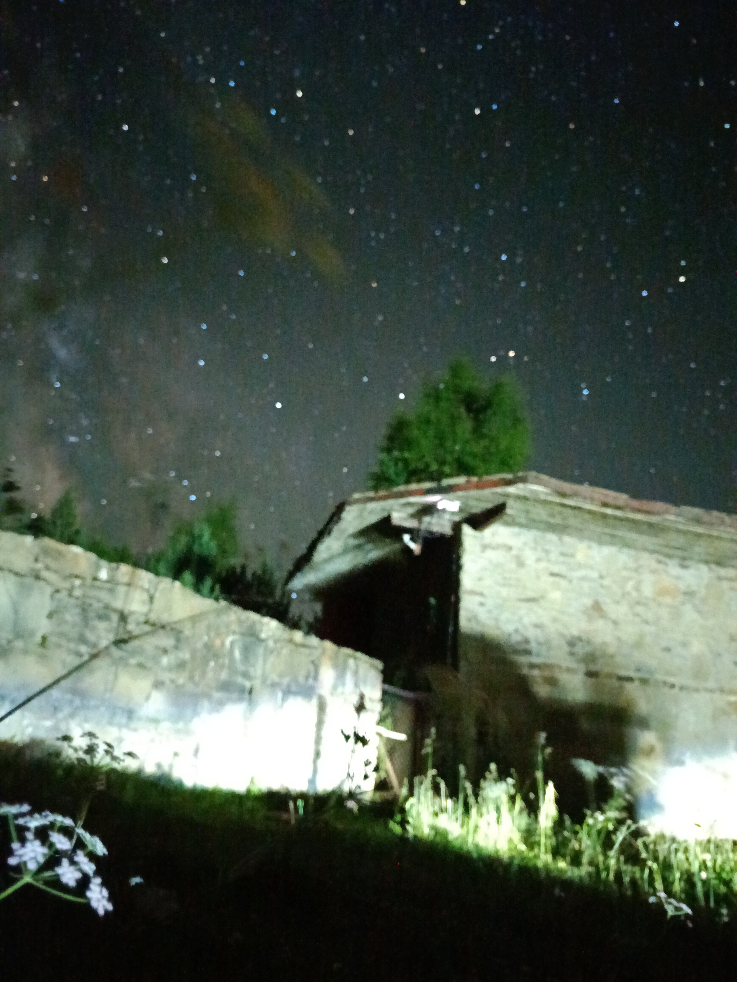 Эльбрус 2023 Маша Саша Дима. Заставка