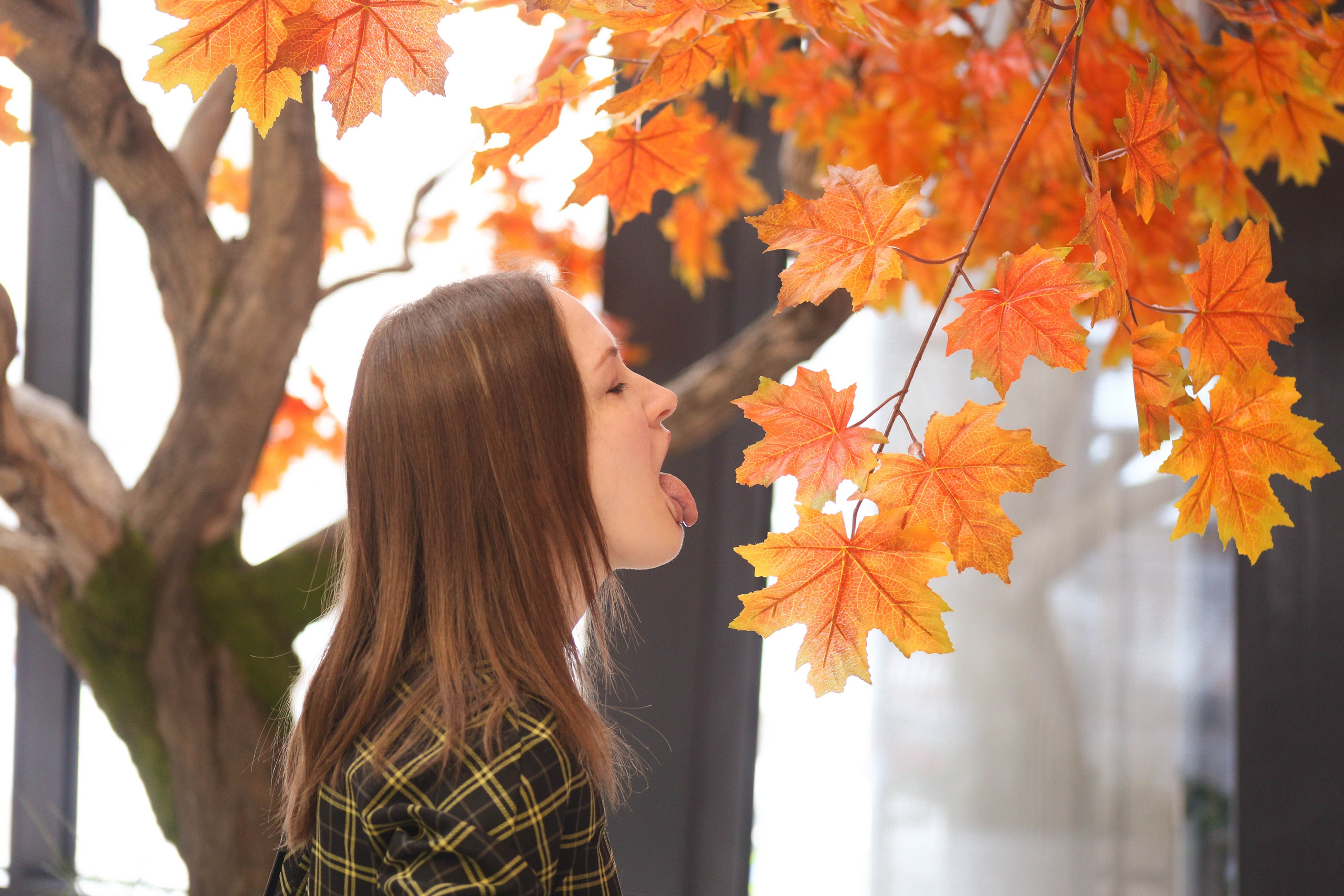 Маша в торговом центре. Фотограф Пермь. Фотосессия в фотостудии Перми и на свежем воздухе