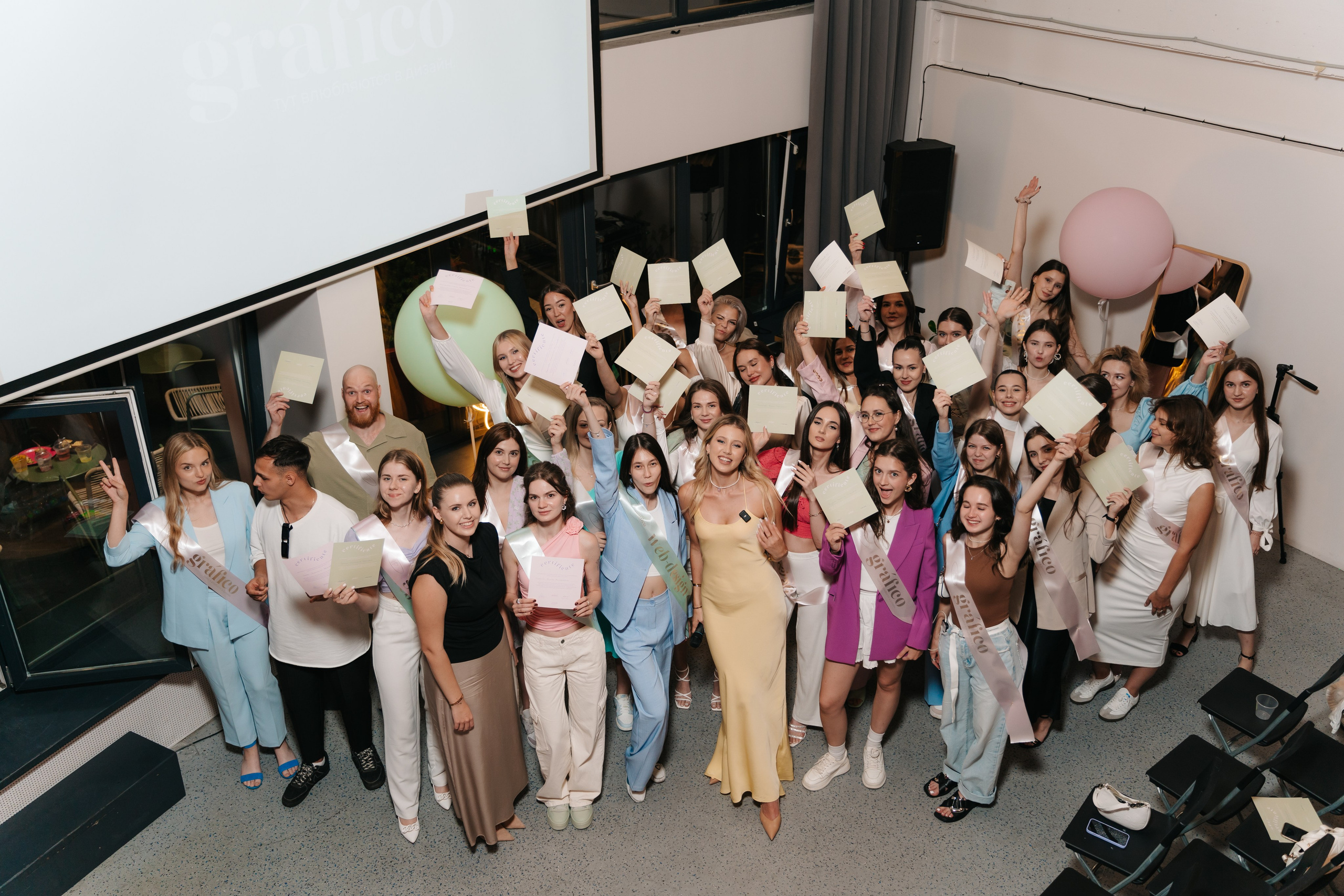 Grafico / репортаж с выпускного. Фоттéтика / фотоагентство в москве / фотограф москва