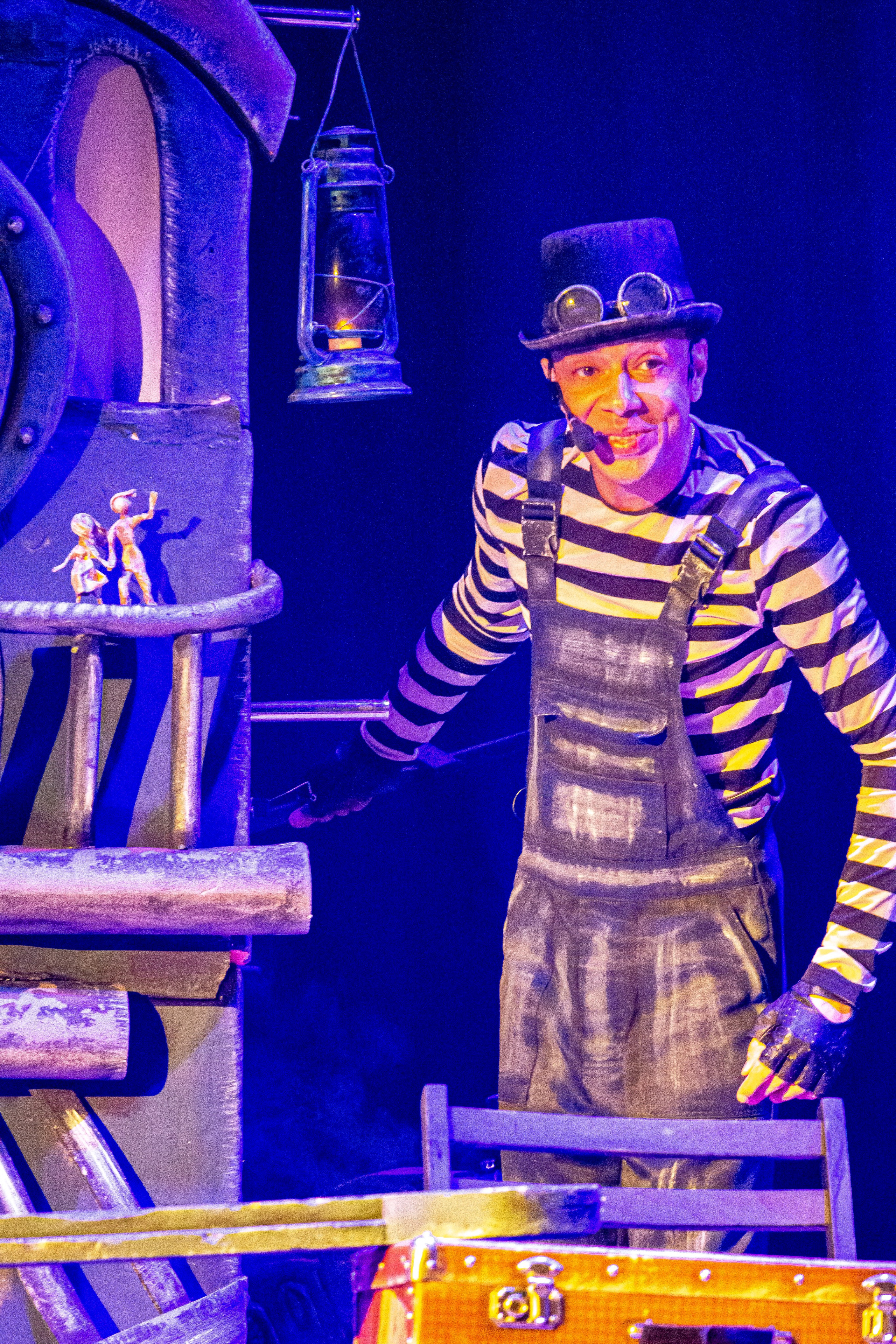 Театрп гномов или настоящие друзья. Фотограф в Сочи Юрий Шептаев