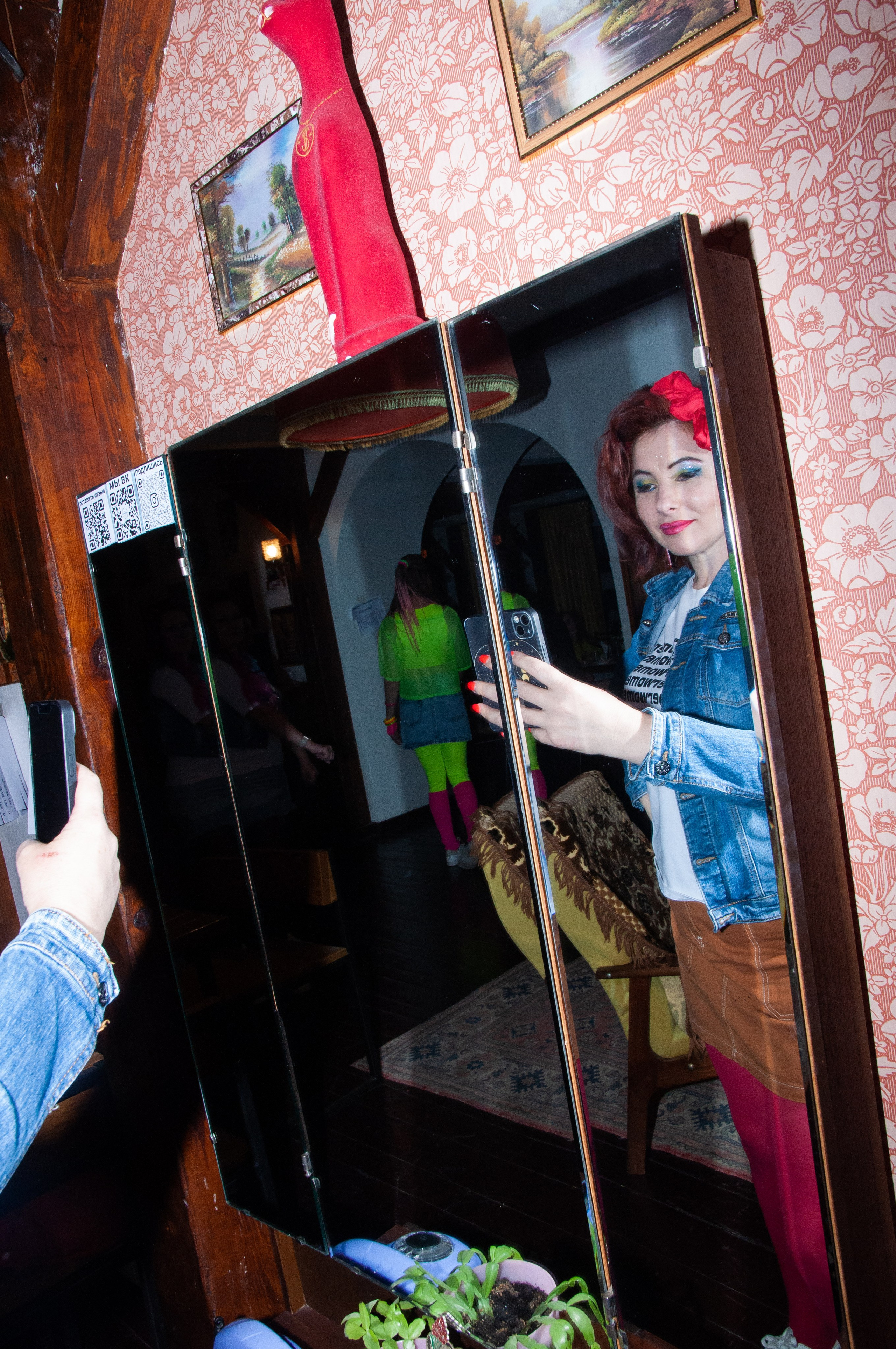 Вечеринка 90-тые. Фотограф Катя Щербина