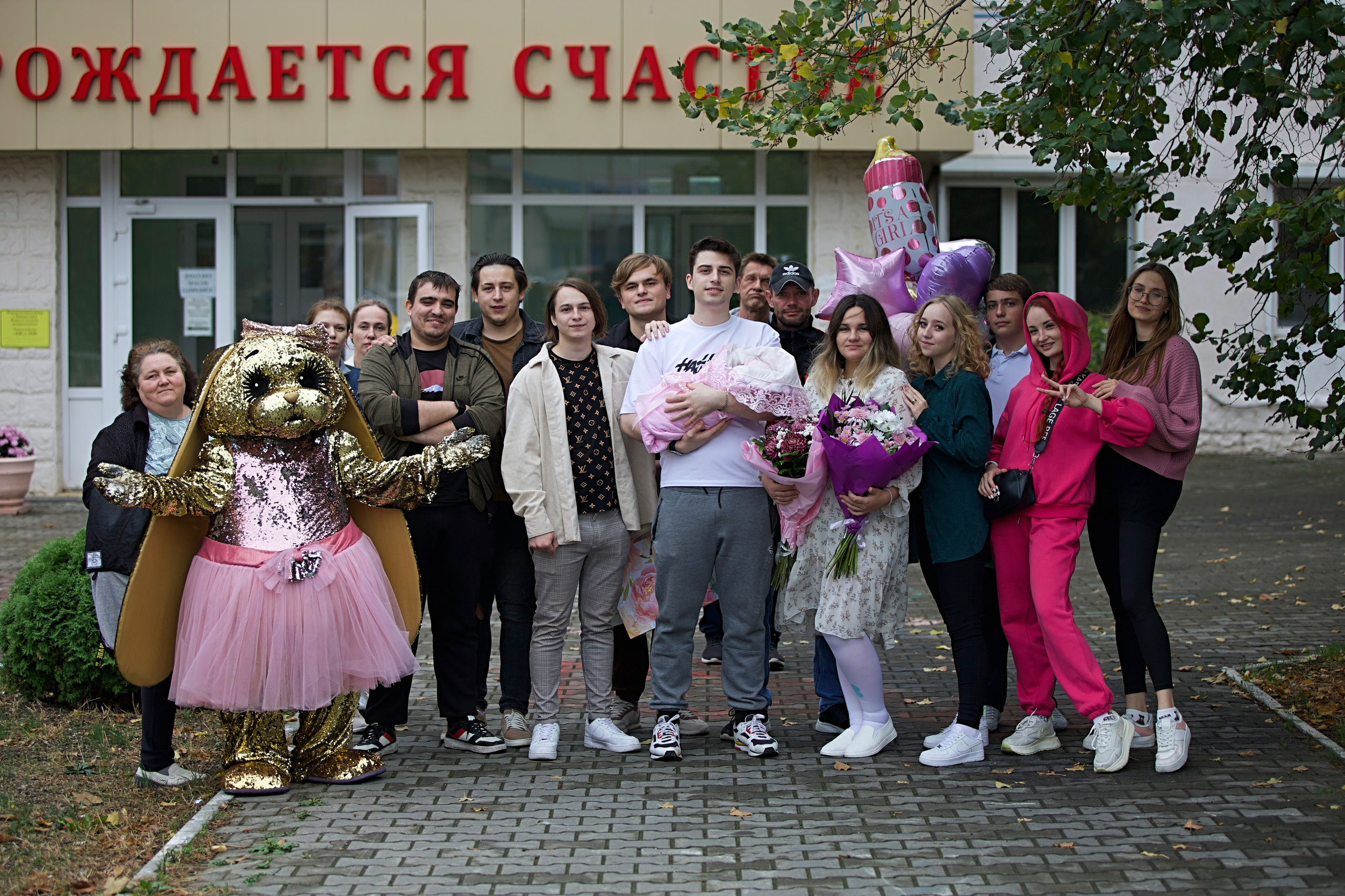 Выписка Аня и Давид. Репортажный фотограф Анапа