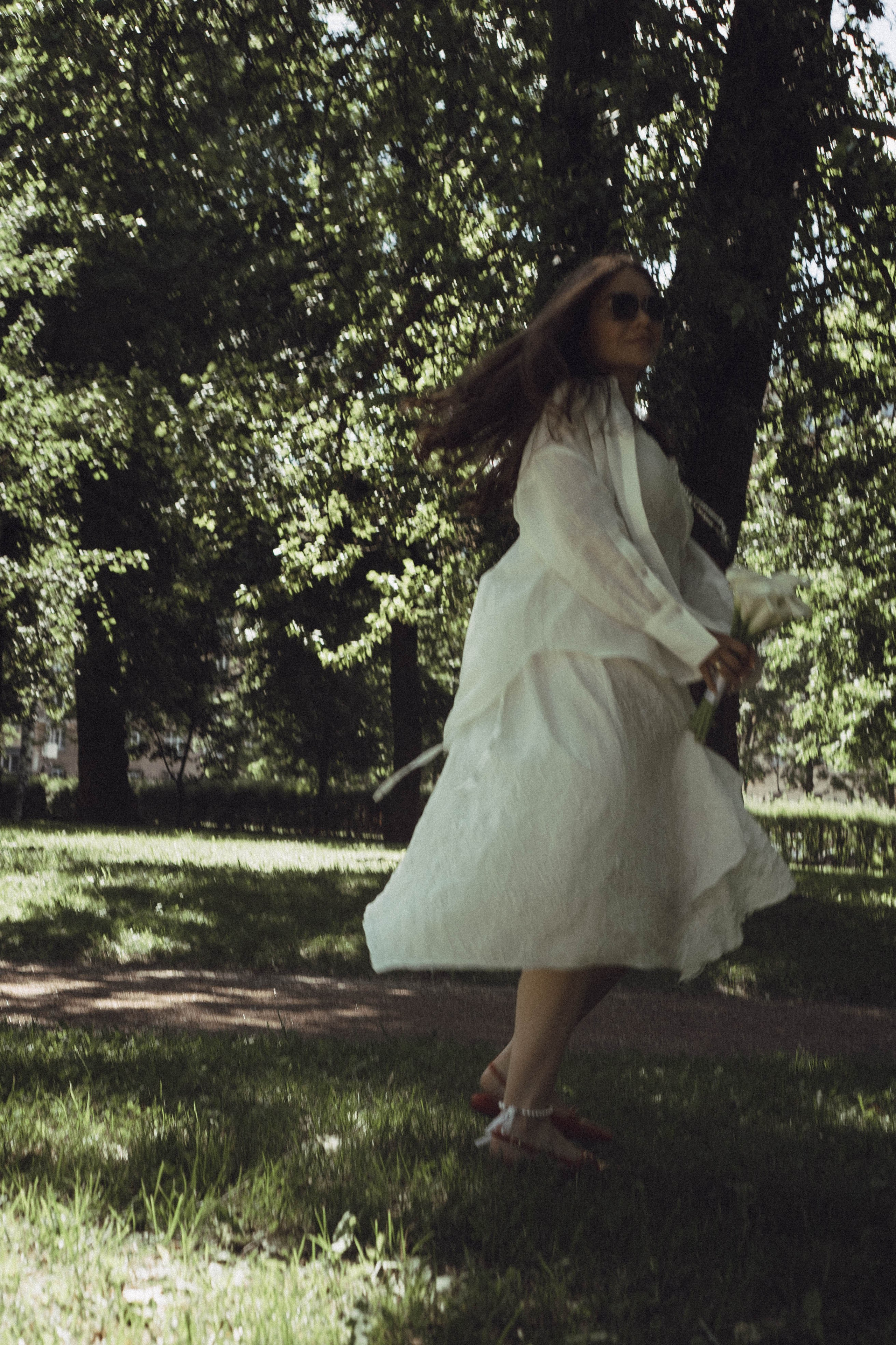 СВАДЕБНАЯ СЬЕМКА В ПАРКЕ ПОБЕДЫ И ПРОГУЛКА ПО МОСКОВСКОМУ ПРОСПЕКТУ. Профессиональный фотограф, Санкт-Петербург — Виктория Богомолова