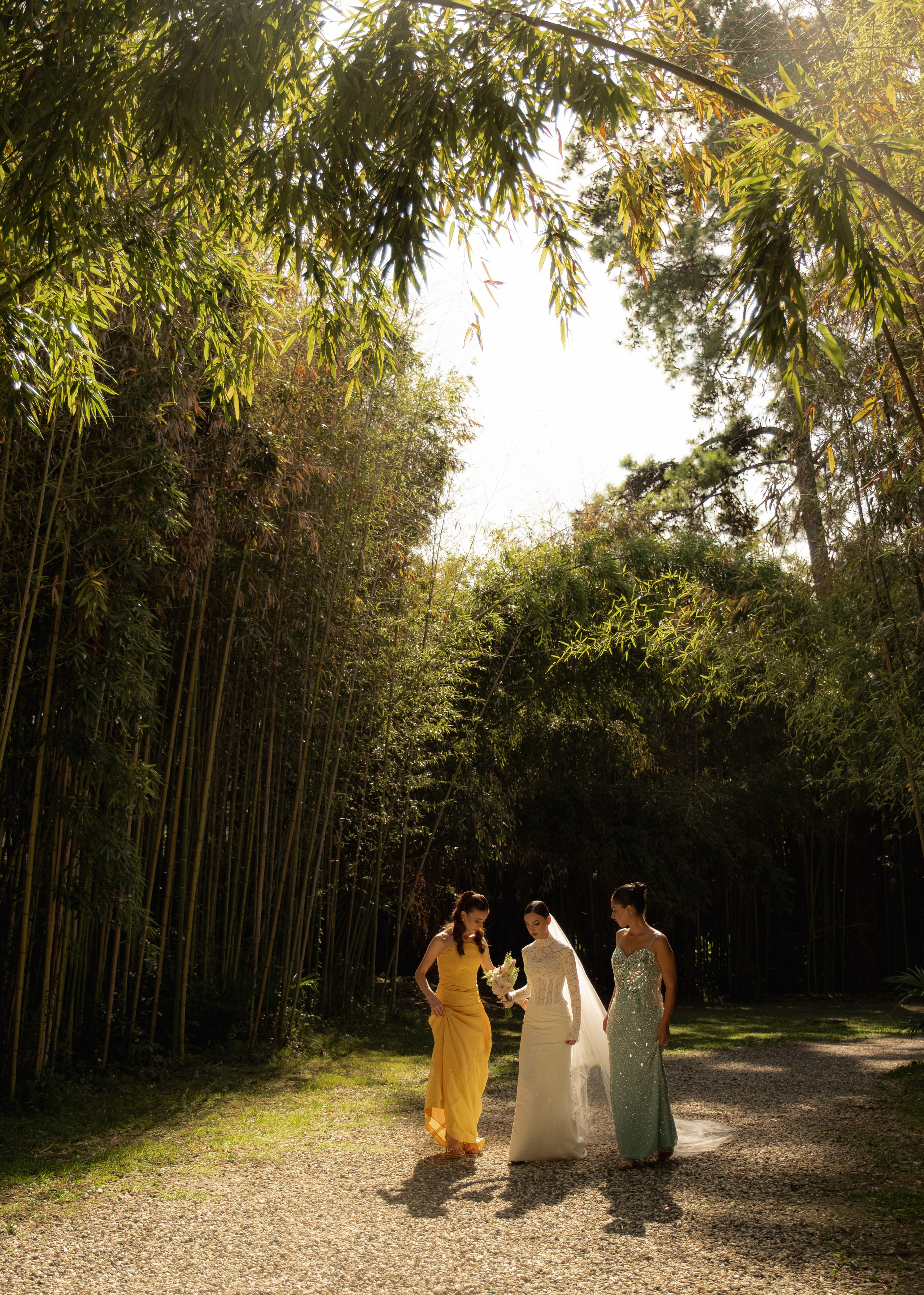 Abkhazia: Lola&Kemal. Сентиментальная свадебная фотография