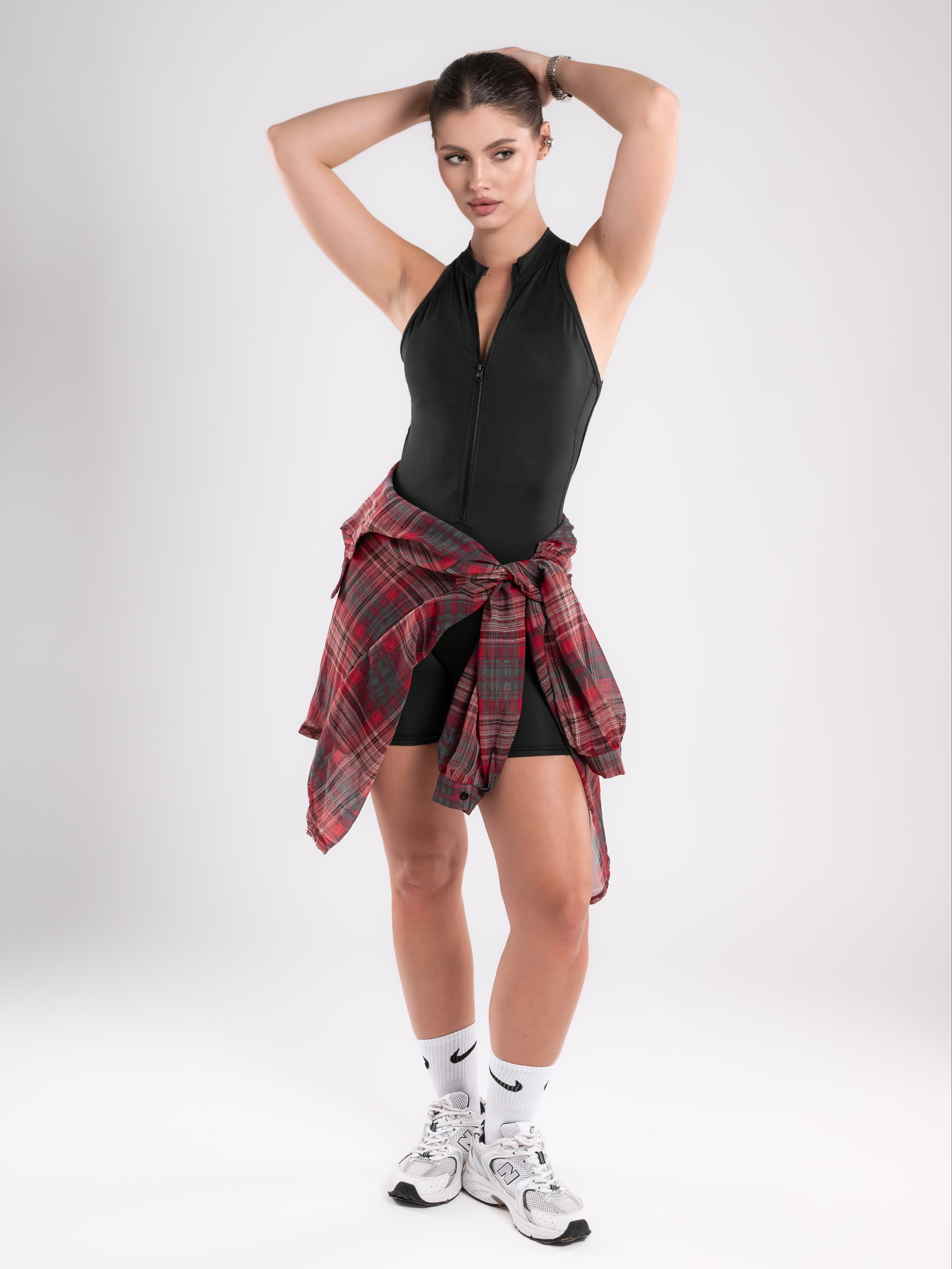 Спортивный комбинезон. Предметный фотограф, фото для маркетплейсов Пятигорск, КМВ