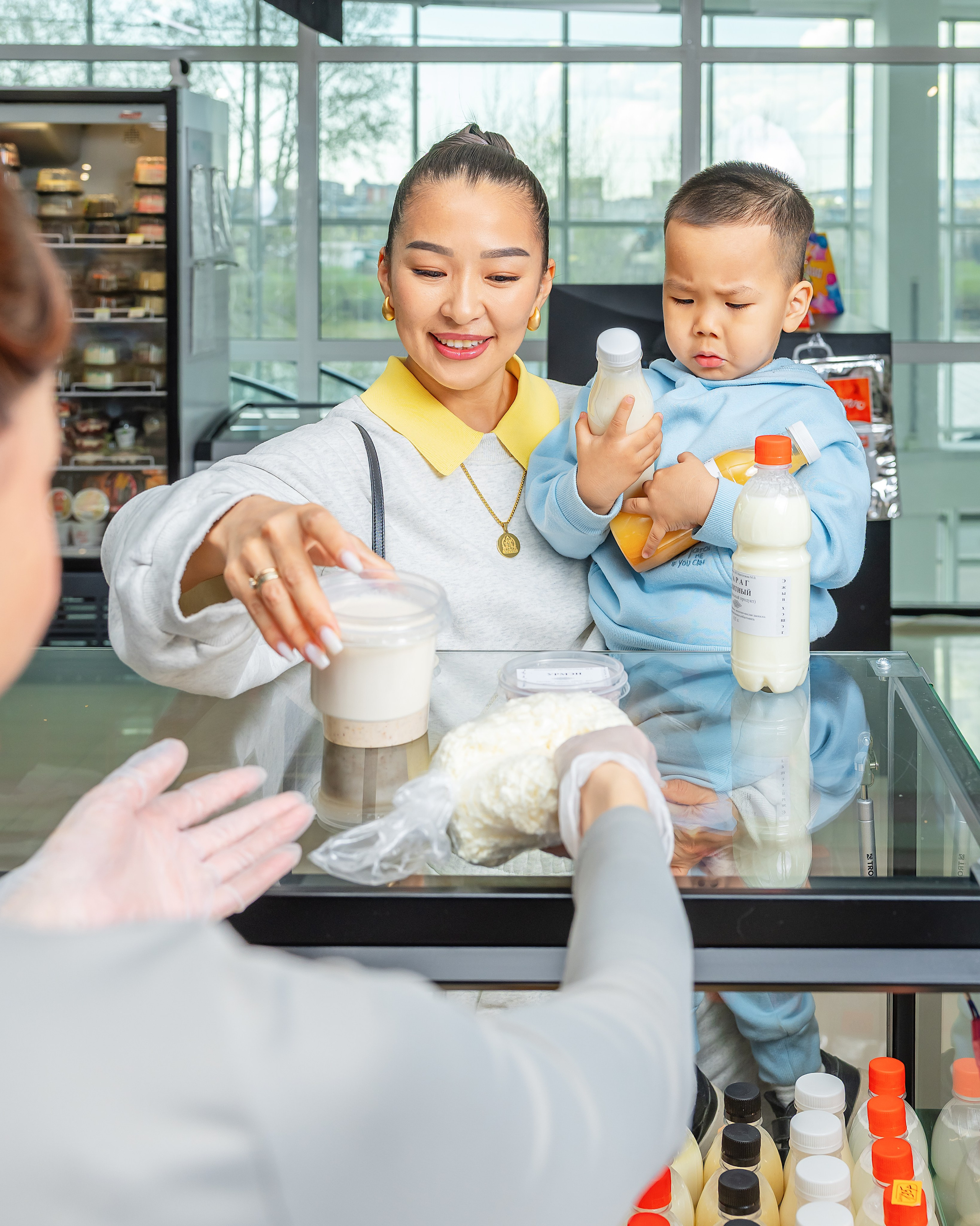 Рынок «Каскад». Фотограф и видеограф в Улан-Удэ: Аюна Габагуева и Артём Шаханов