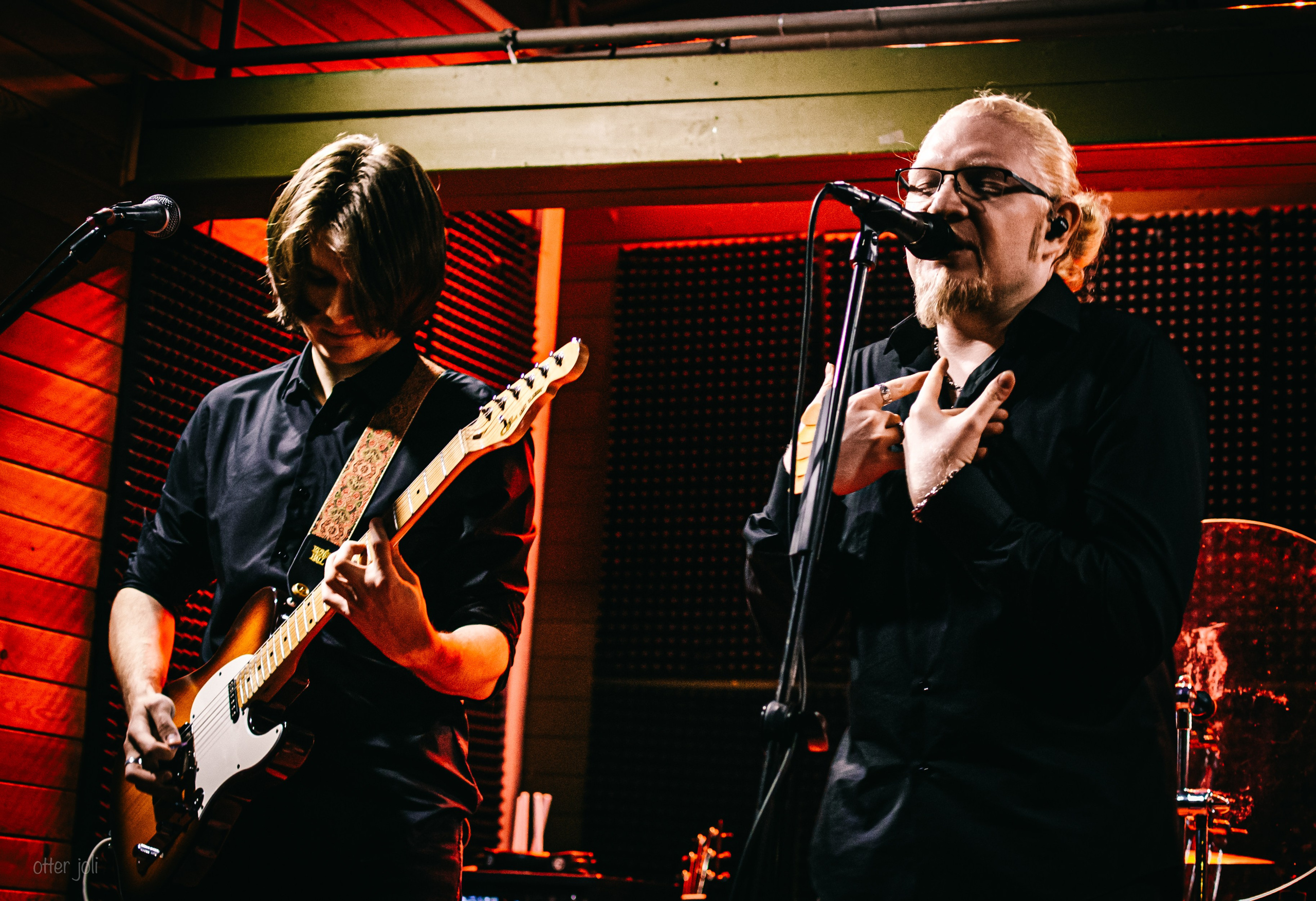 Голова Муэссы | Китайский лётчик Джао Да. Концертный репортёр Валерия Сафина