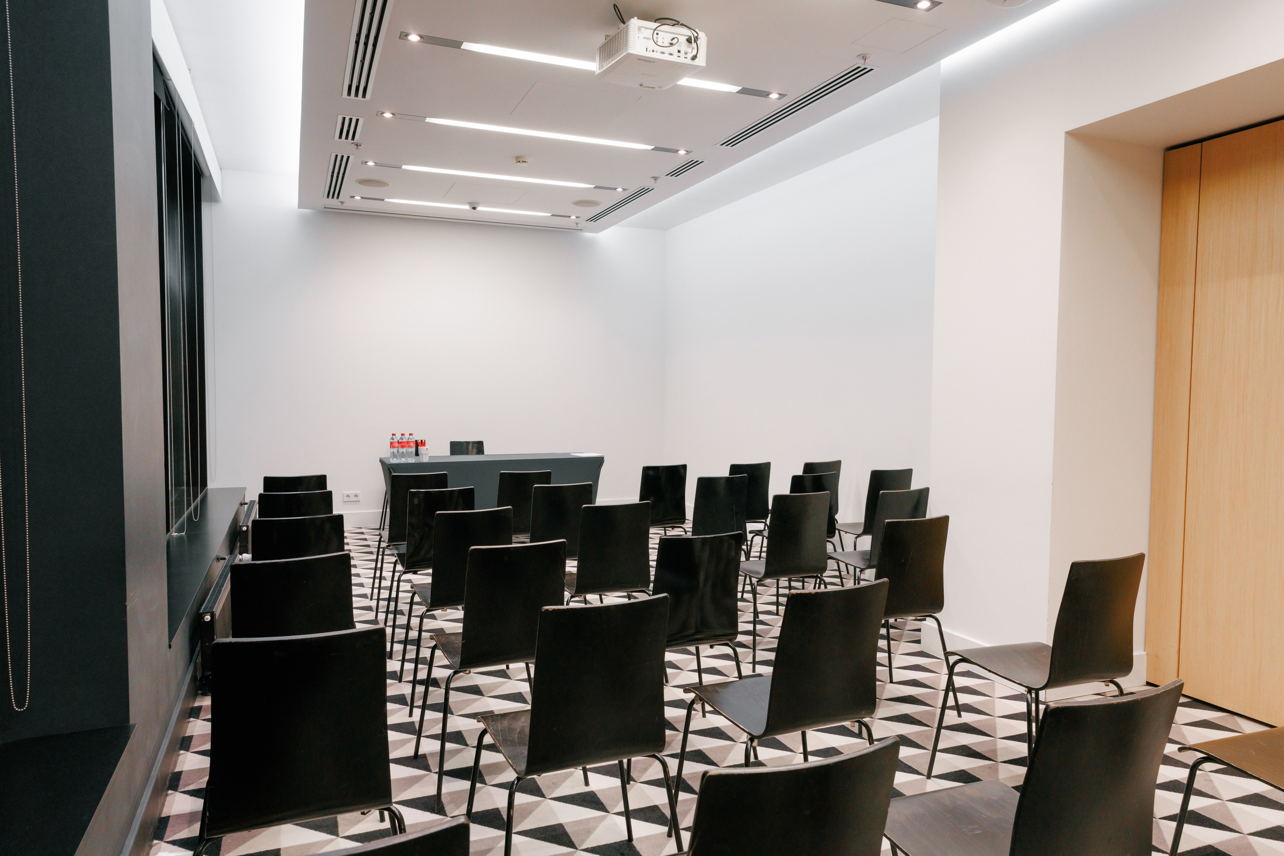 Конференц-залы AZIMUT сити-отель. Репортажный фотограф в Санкт-Петербурге Жолудев Владислав