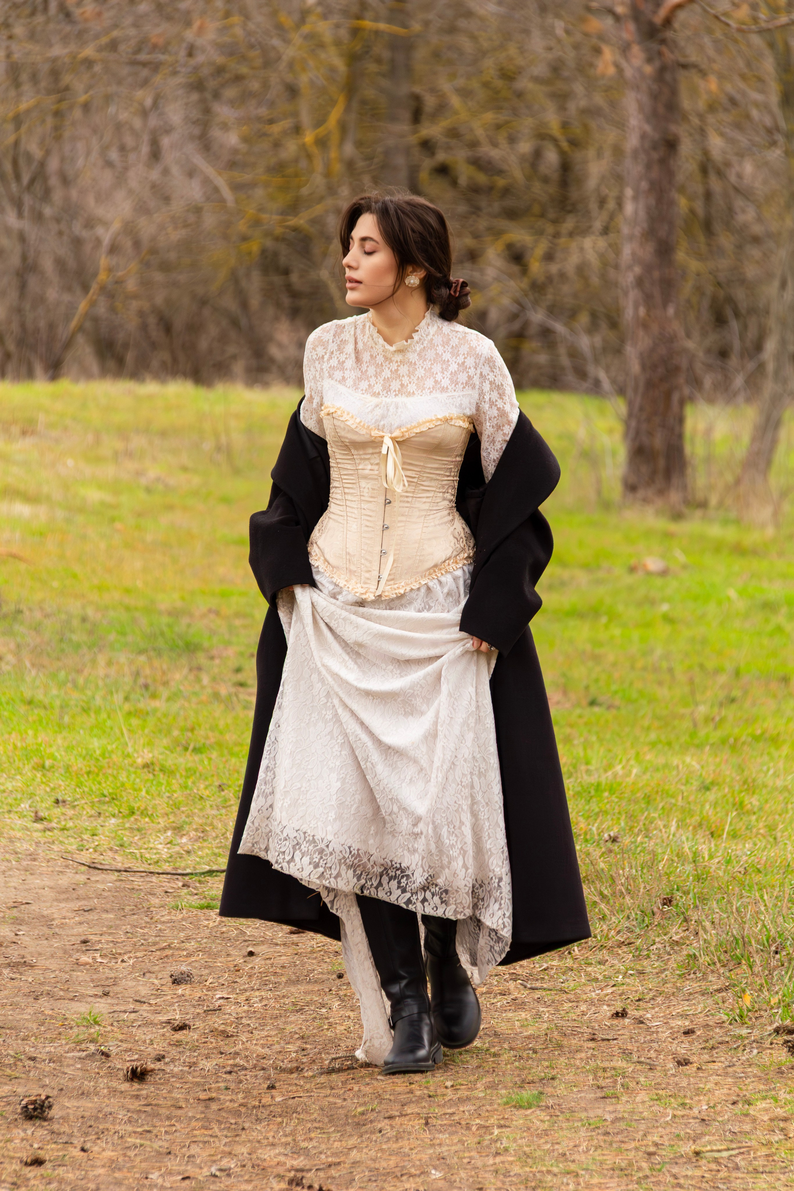 Женский портрет на природе. Главная