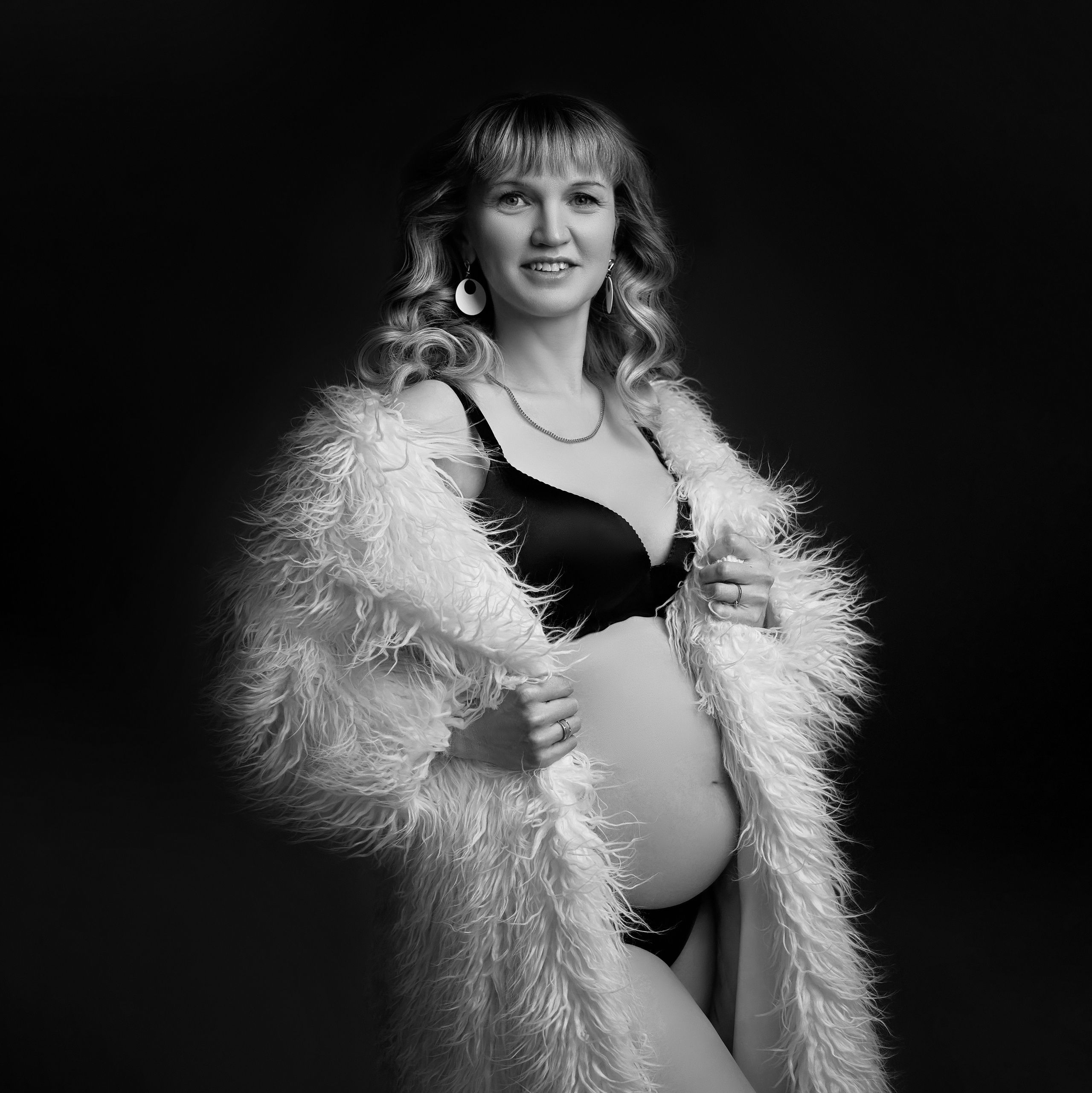 Фотограф беременности и материнства в Барнауле Елена Шабельс