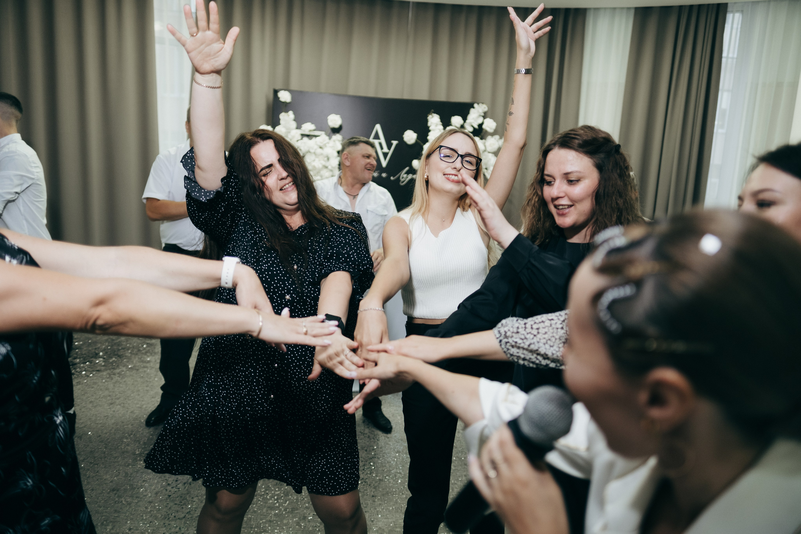 Свадьба Андрей и Лада — анонс первых фотографий. Свадебный и репортажной фотограф Денис Ожигин в Краснодаре и Краснодарском крае