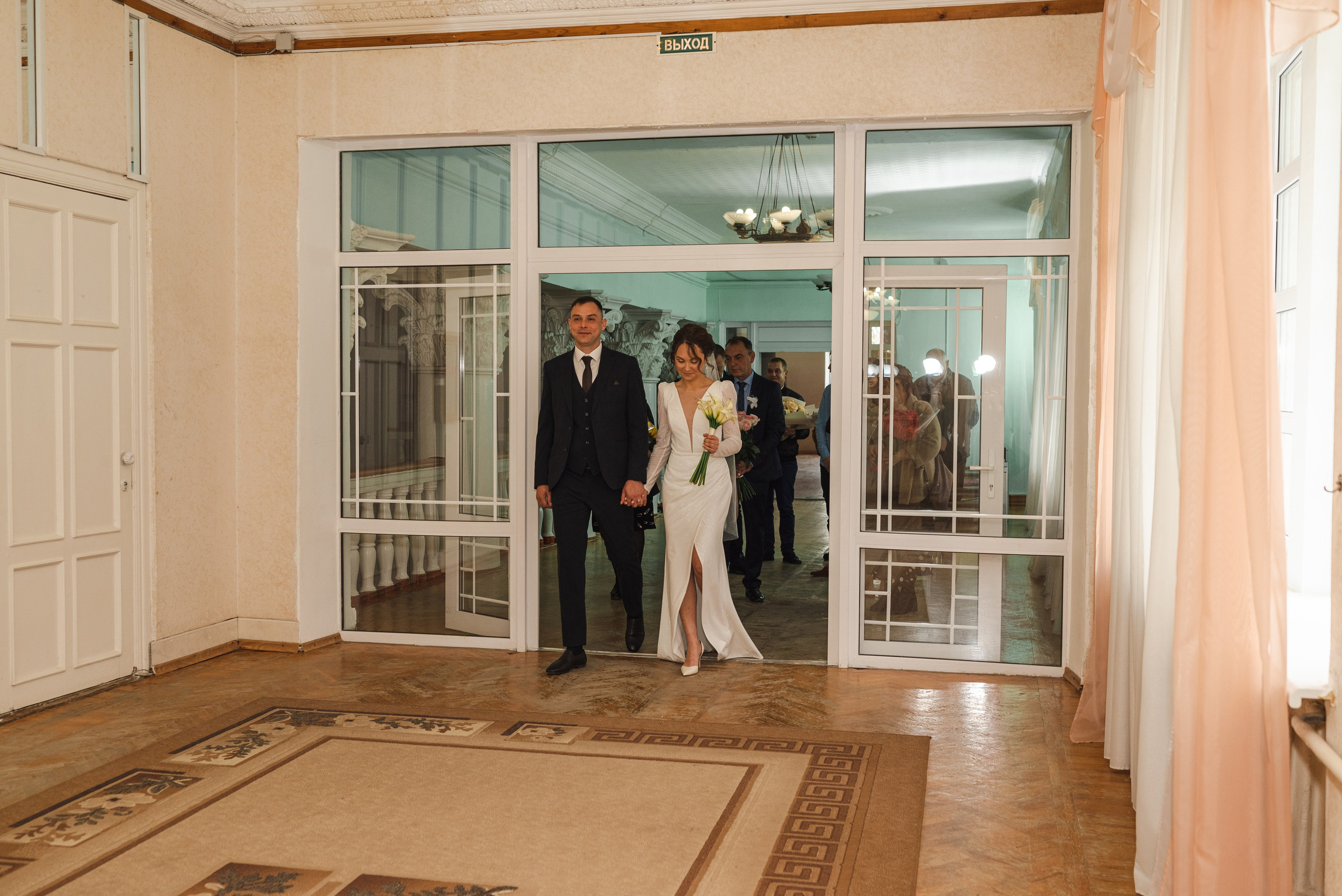 Свадебная фотосессия в Каменске-Шахтинском парке Лога. Фотограф в Каменске-Шахтинском Ольга Сагал