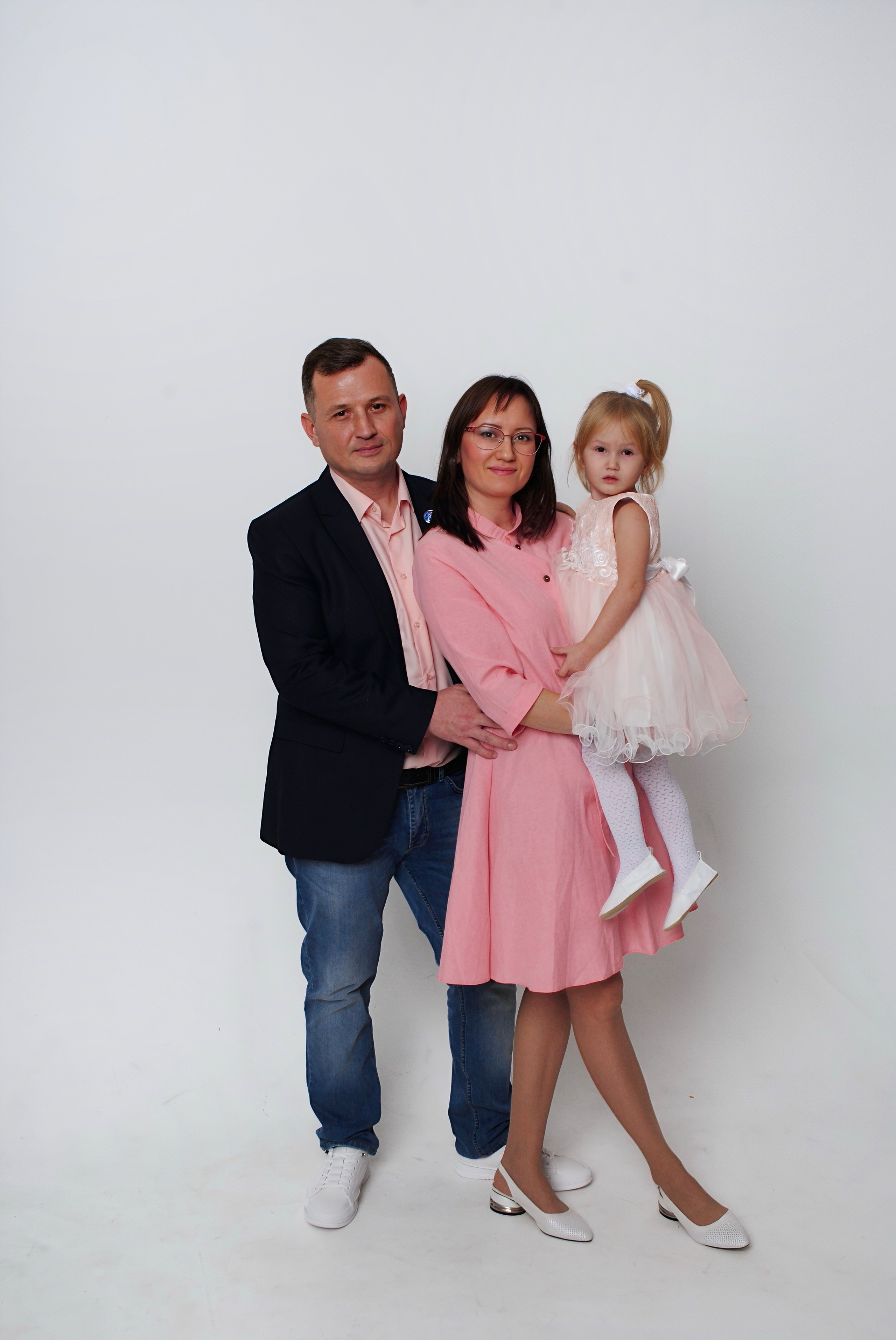 Лилия и семья. Фотограф Мария Мусаелян