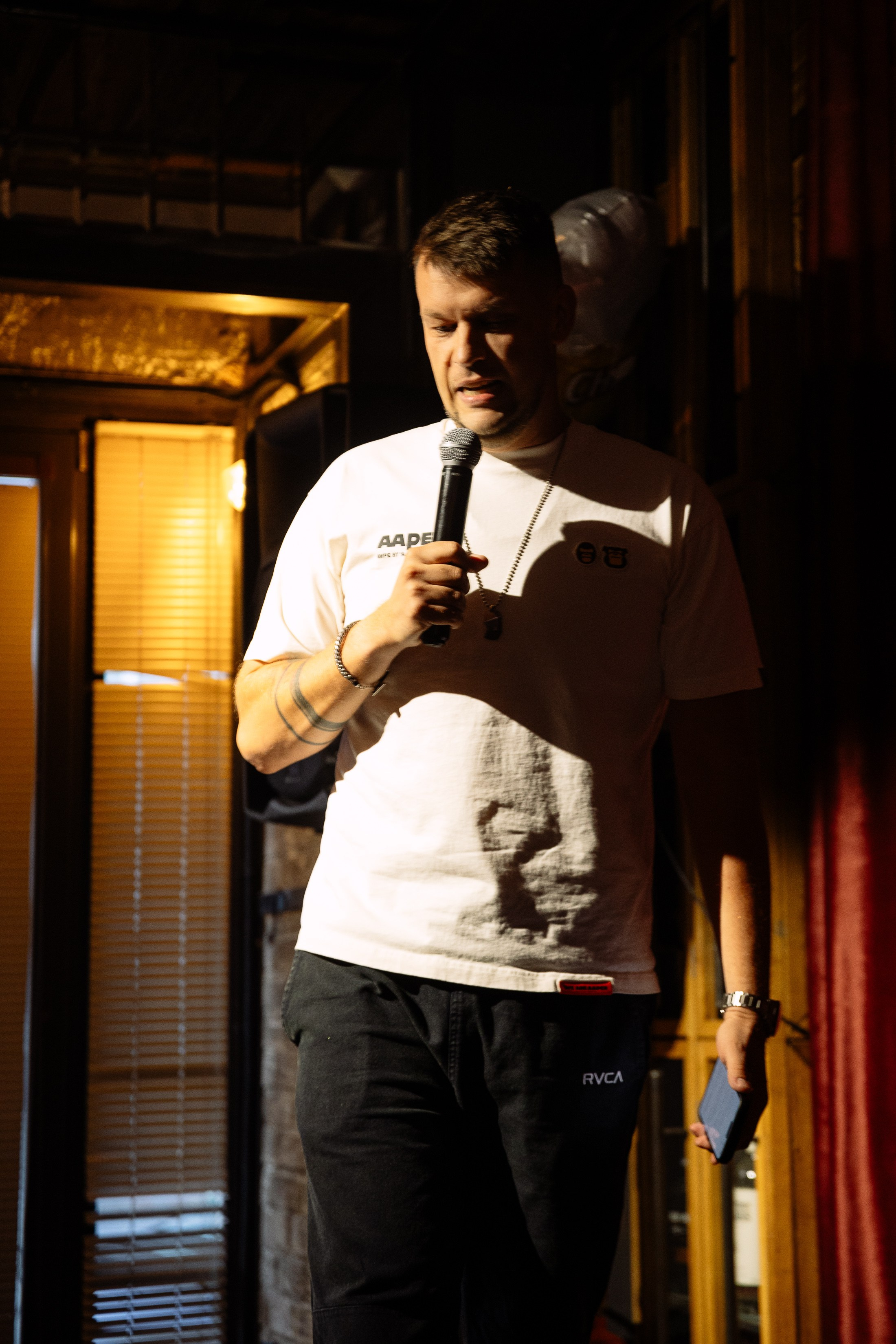 Др в стиле Standup. Фотограф Юлия Мальцева