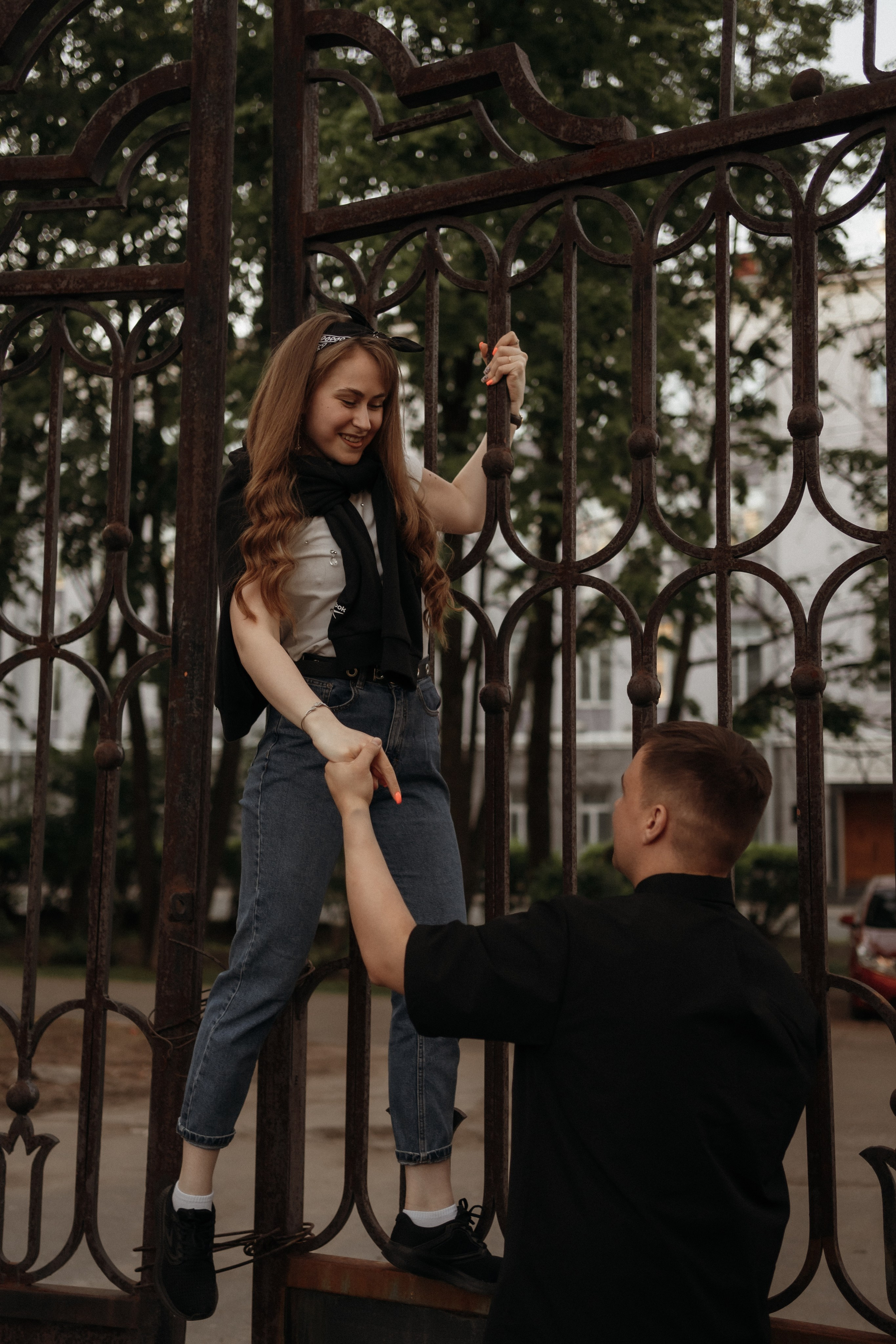 Парная уличная фотосессия в Архангельске. Портретный и свадебный фотограф в Архангельске Елизавета Стрекаловская