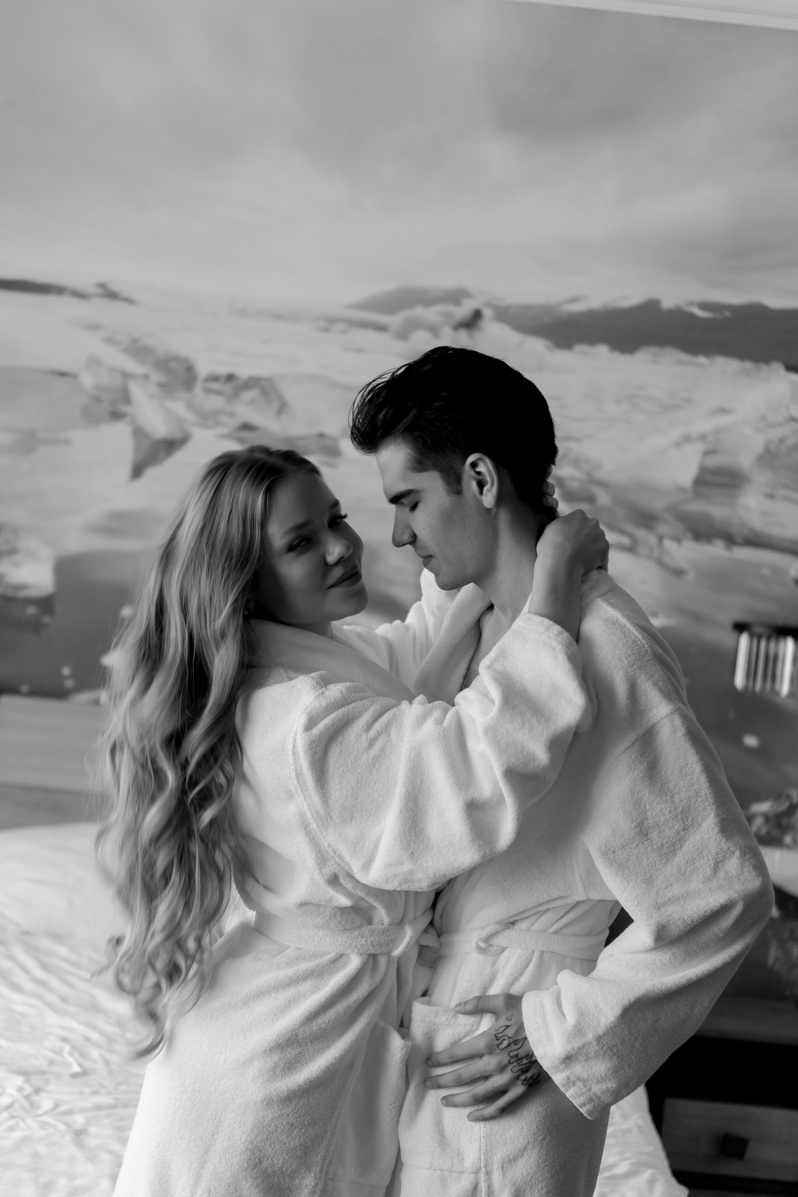 УТРО ЖЕНИХА И НЕВЕСТЫ (СНЯТО В СИБИРЕ В НИЖНЕВАРТОВСКЕ). Профессиональный фотограф, Санкт-Петербург — Виктория Богомолова