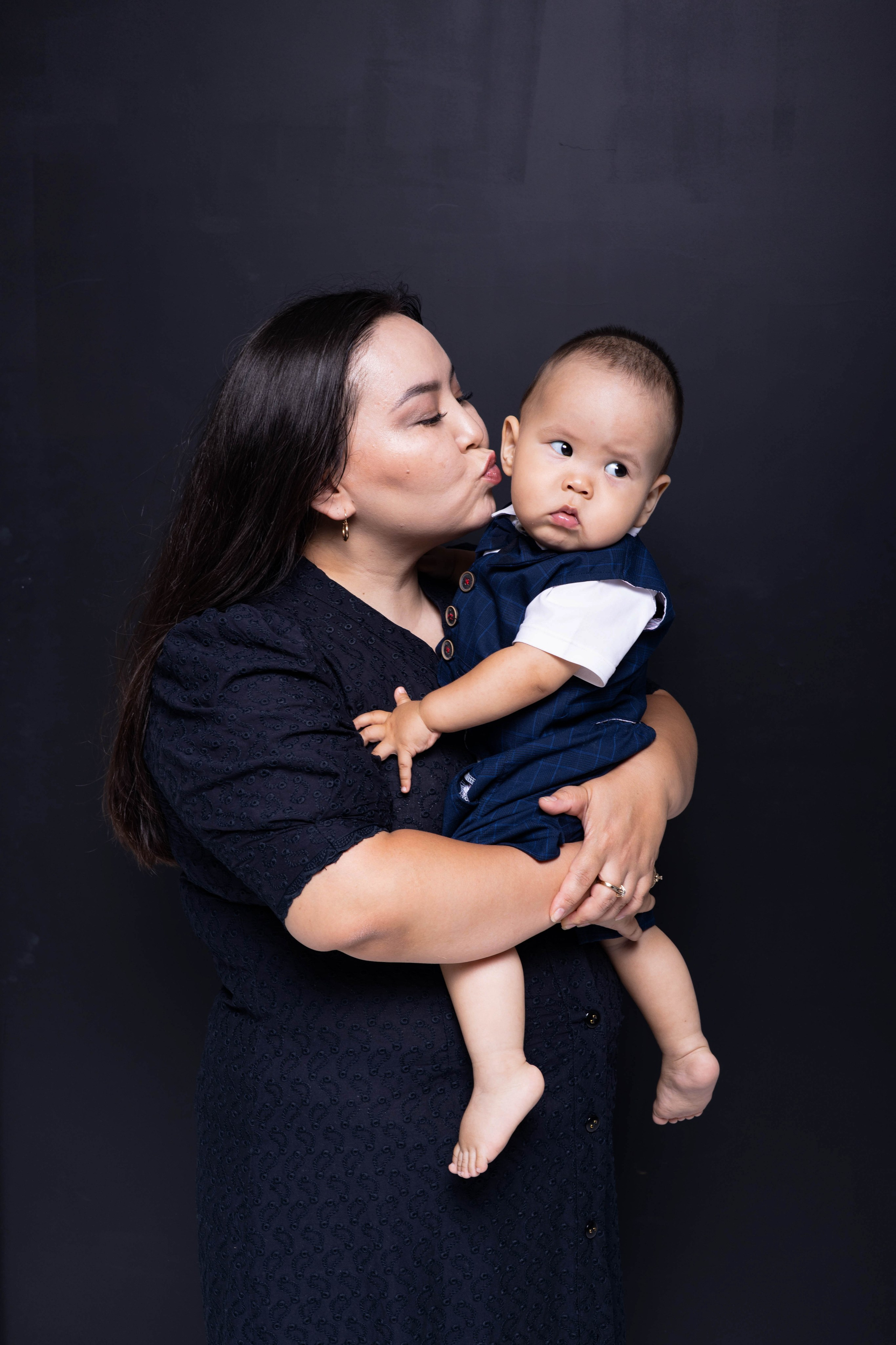 Детская семейная фотосессия в Алматы — профессиональный детский фотограф. Фотограф Алматы