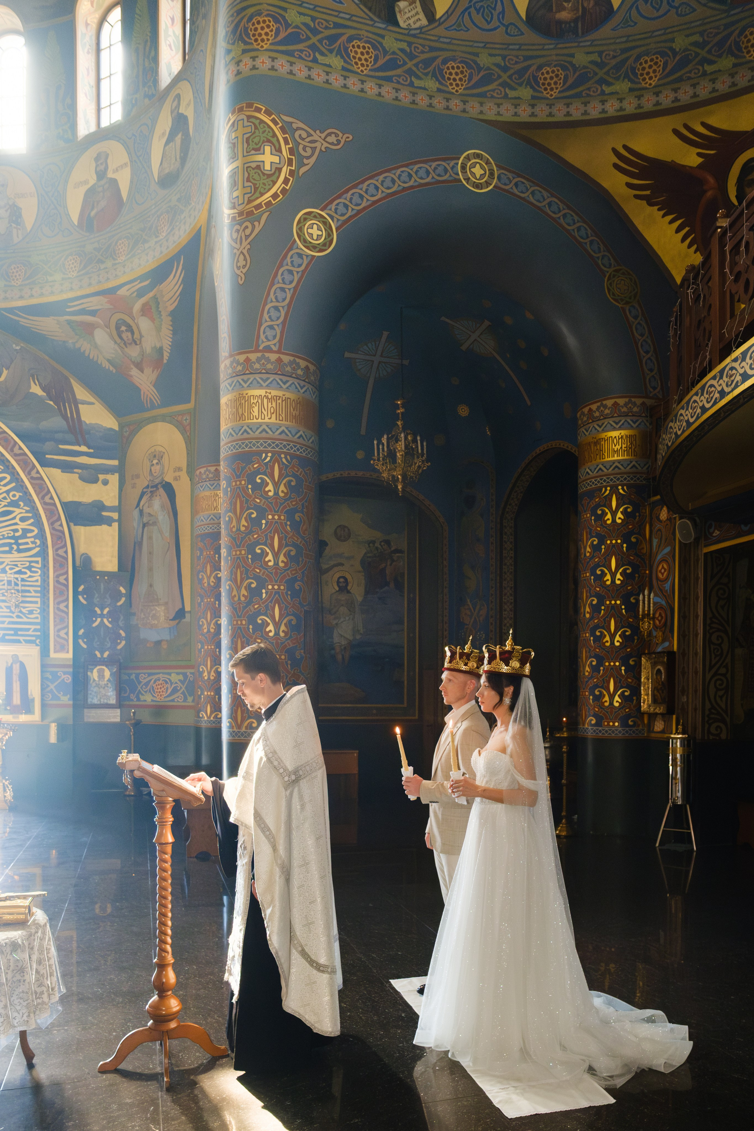Две Здезды — Храм 19 века. Свадебный Видеограф Фотограф в Сочи