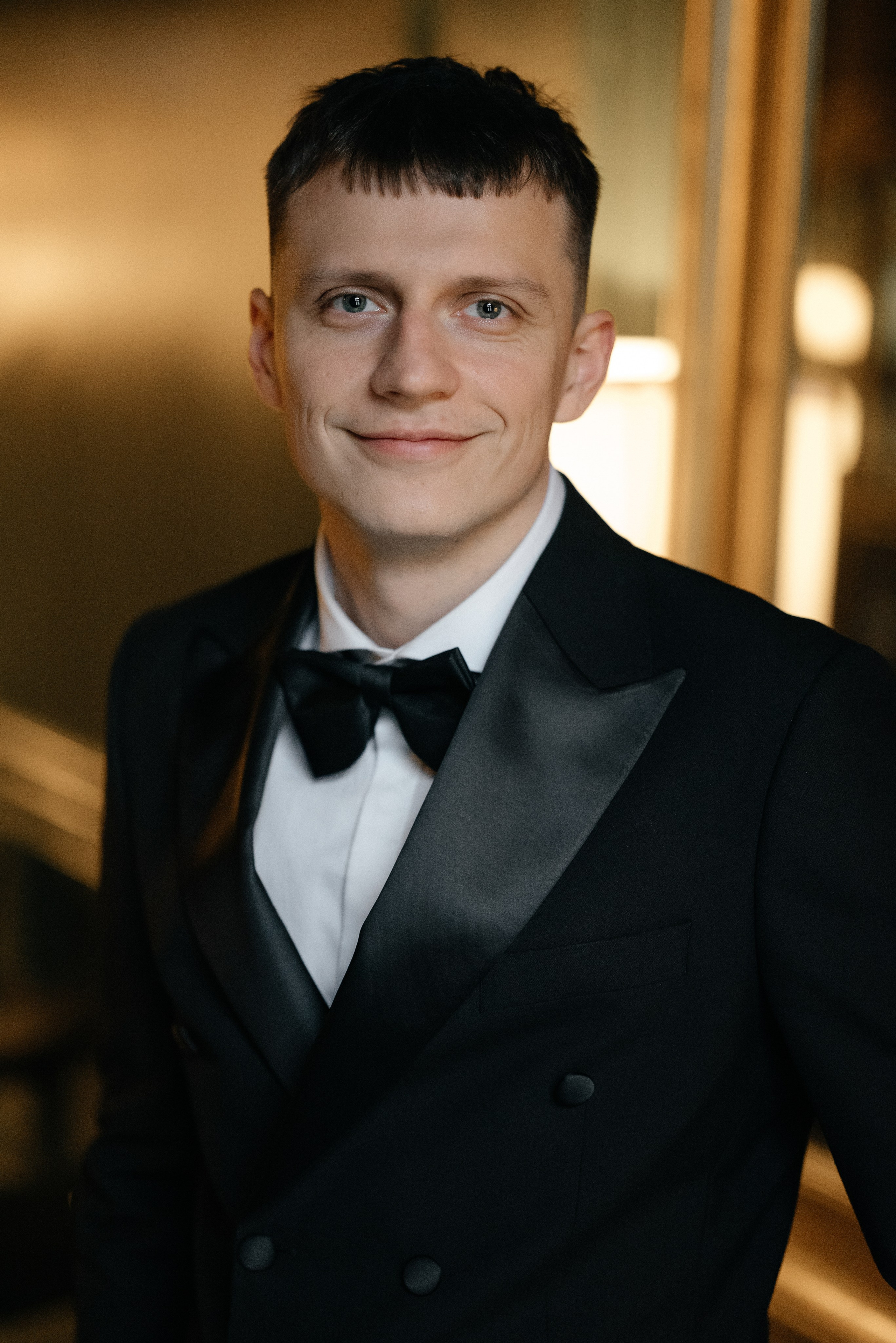 Wedding day in Martinique Bar. Wedding PHOTOGRAPHER Andrew Vnukov