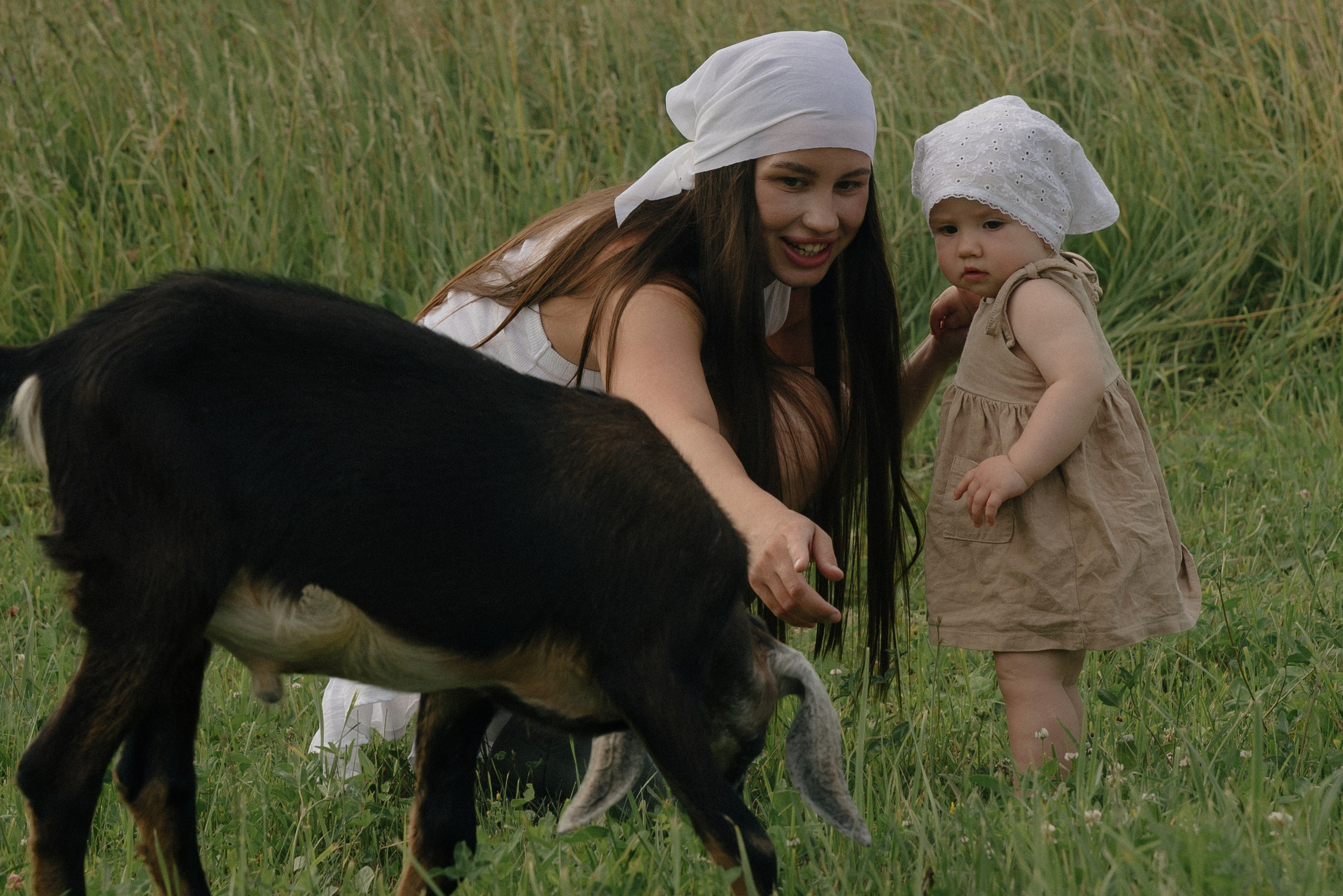 Таня и Тася в деревне. Дубинкина Екатерина Фотограф Рязань, Москва