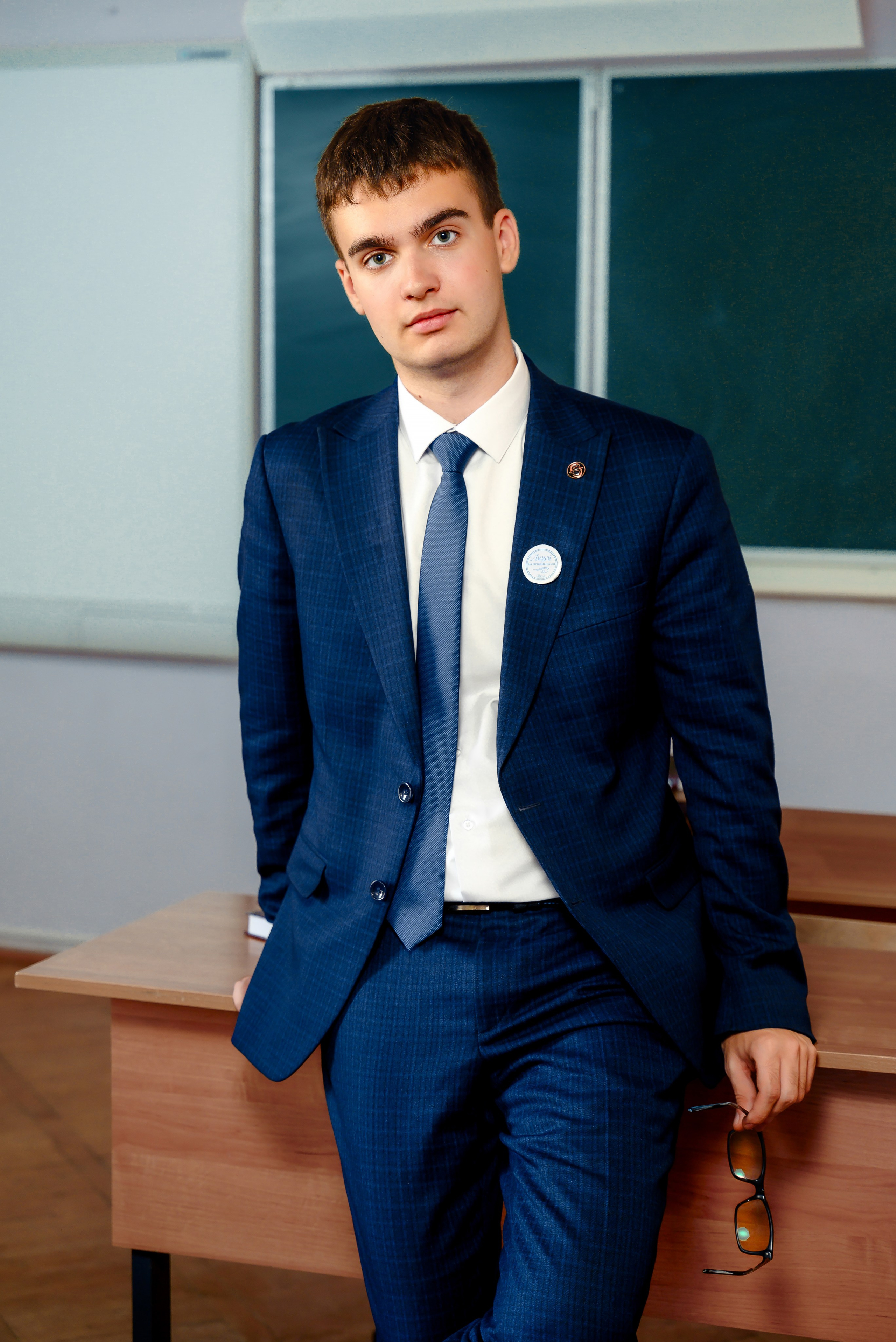 Альбомы для выпускников 9 11 классов. Выпускные альбомы в Туле и Тульской области для школ и детских садов