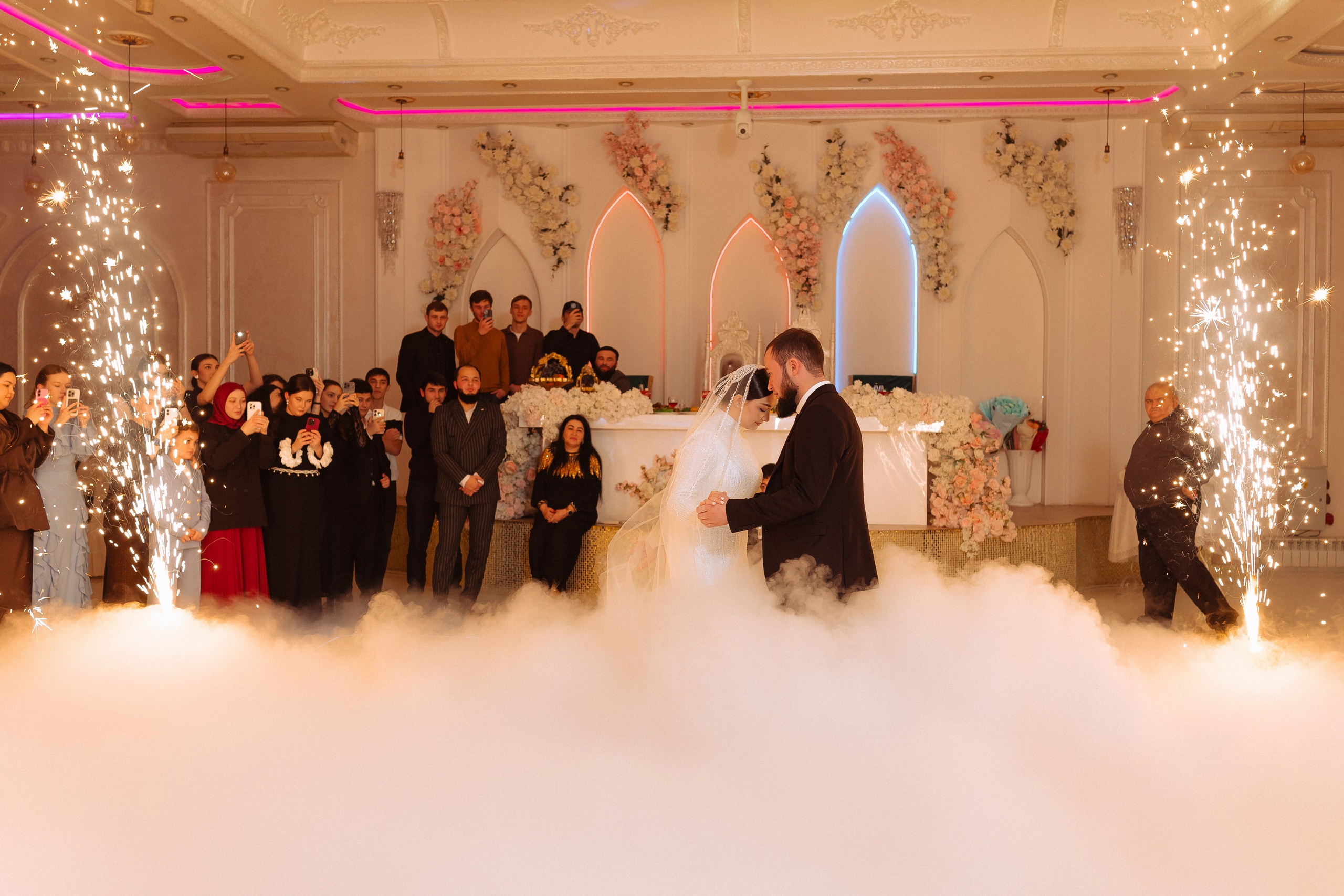 Мирдан и Элина. Свадебный и семейный фотограф | SVET.photo